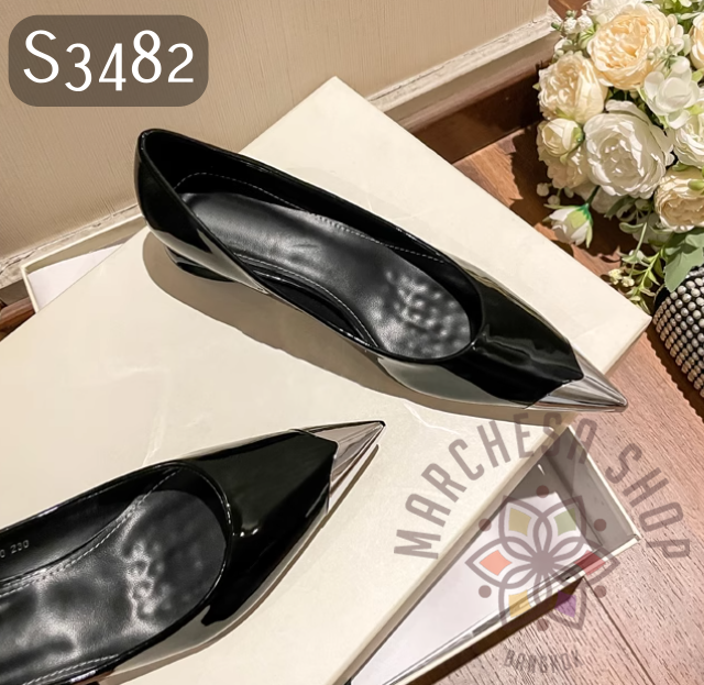 S3482 - 羊漆皮金片尖頭圓踭低踭鞋