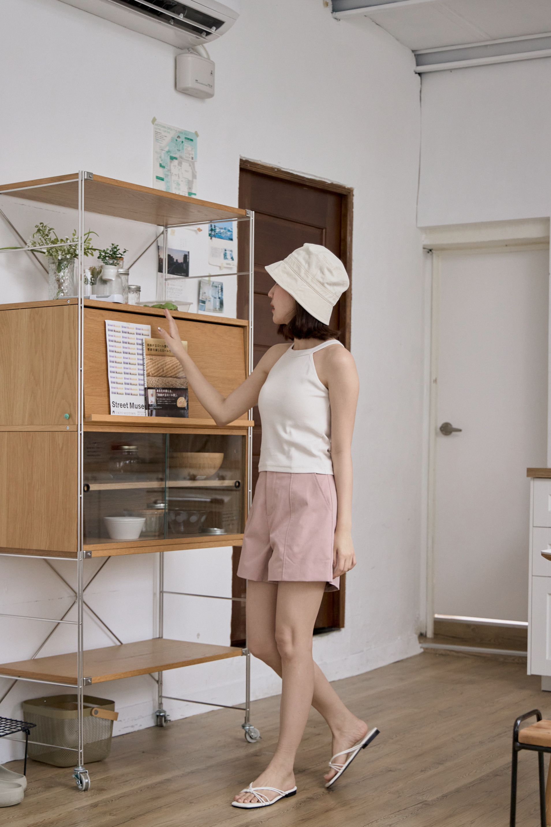 Gmade/免修圖 高腰順臀挺版西裝短褲-晨曦粉