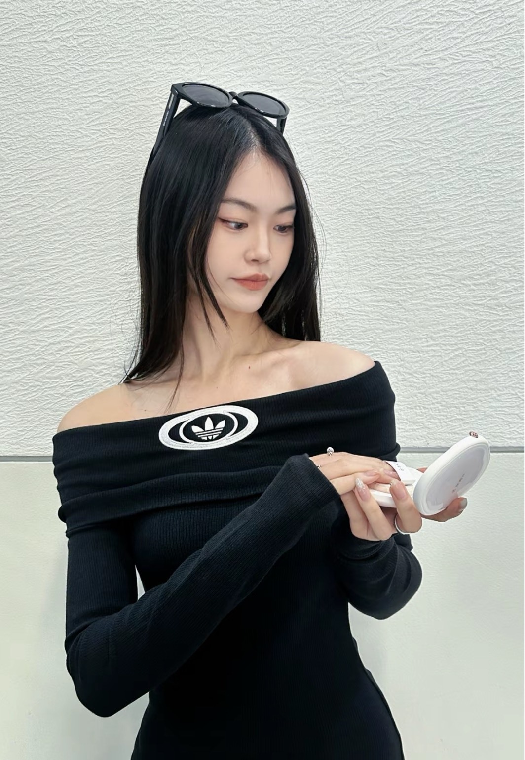 adidas 三葉草 緊身露肩長袖上衣 黑色 女款