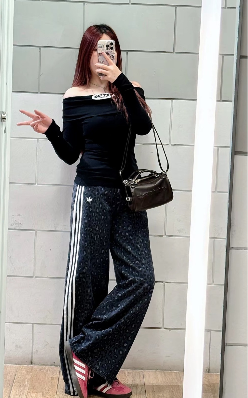 adidas 三葉草 緊身露肩長袖上衣 黑色 女款