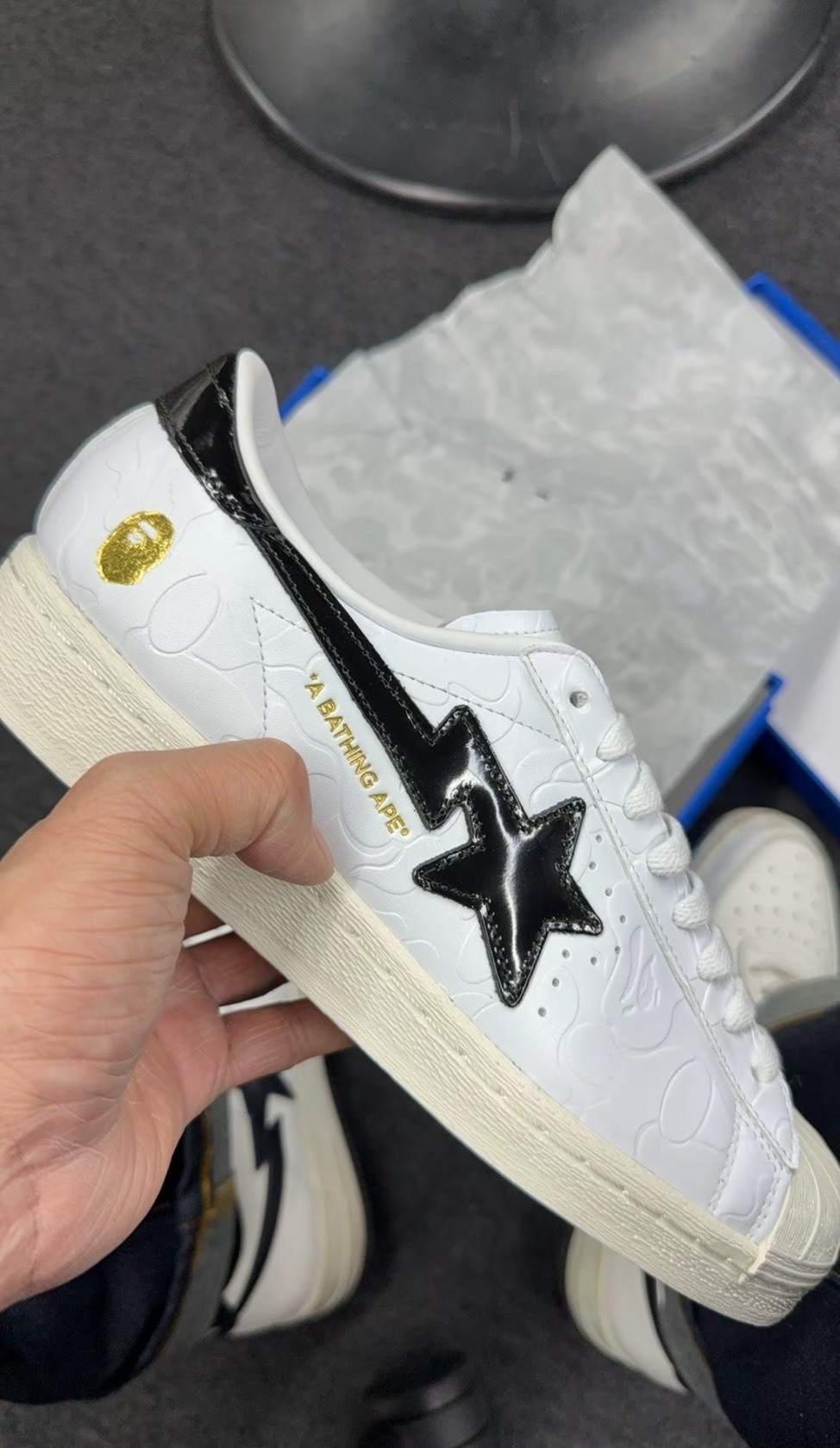 BAPE x adidas SUPERSTAR 聯名低幫板鞋 白色 男女同款