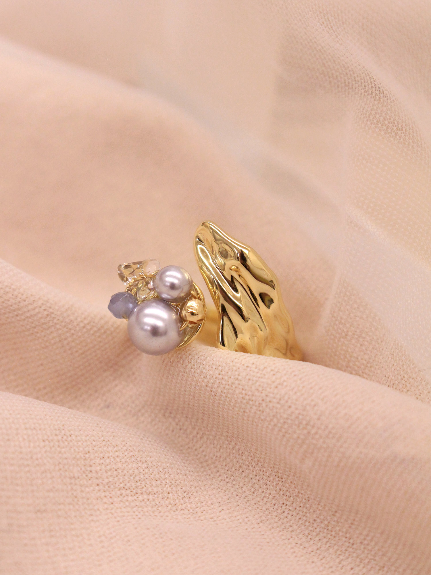 迷因佩斯。MUCHAT手作14KGP珍珠水晶戒指