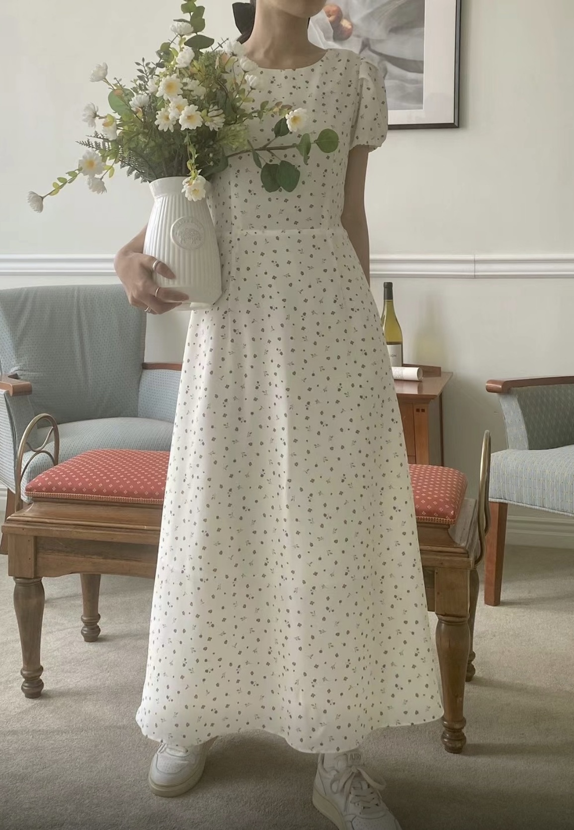 夏日儀式感，別緻點點印花白OPS