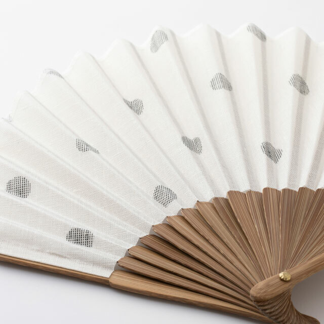 中川政七商店 - 貝型扇 新潟錳絣織 / 水玉 x 白