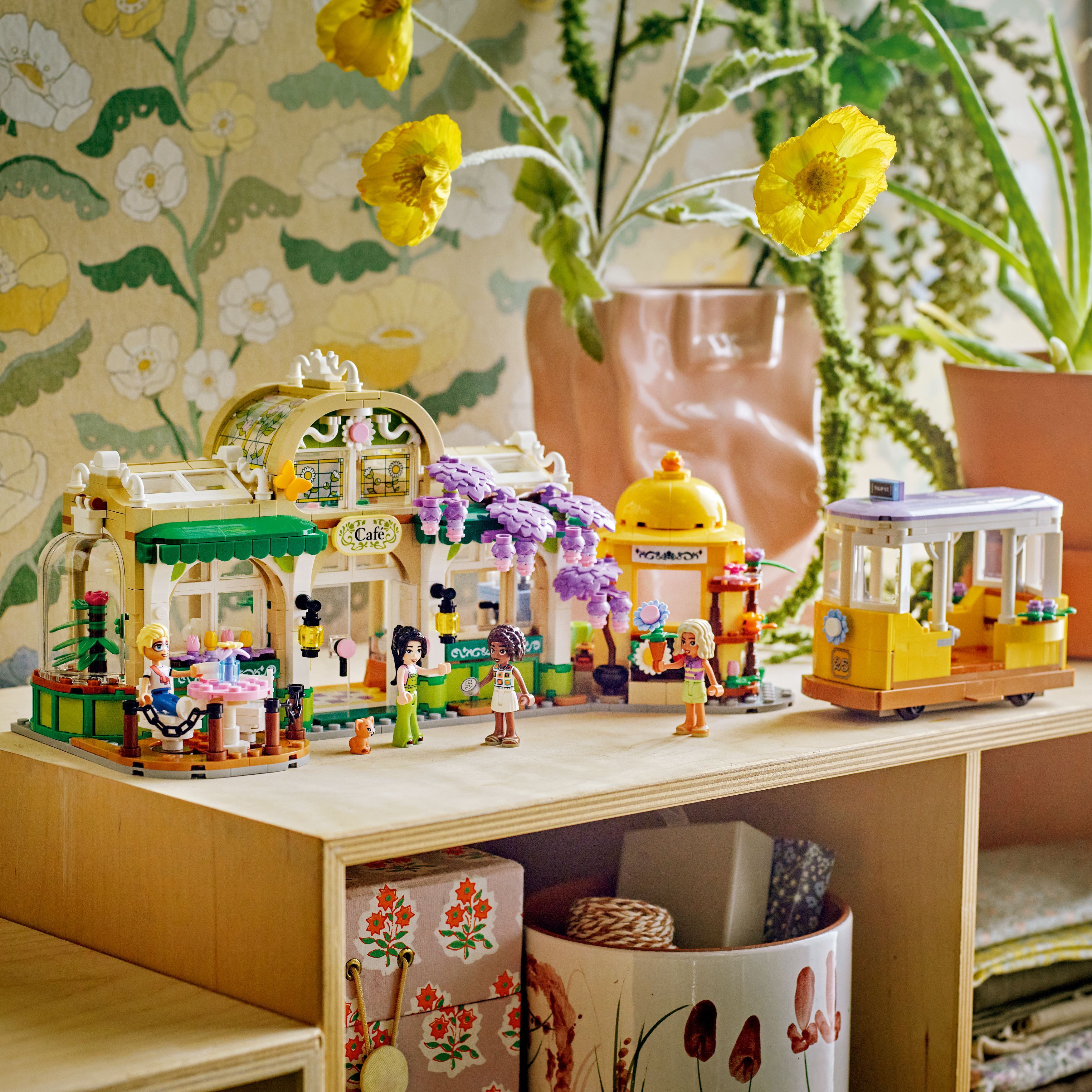 42671 植物咖啡廳和花店