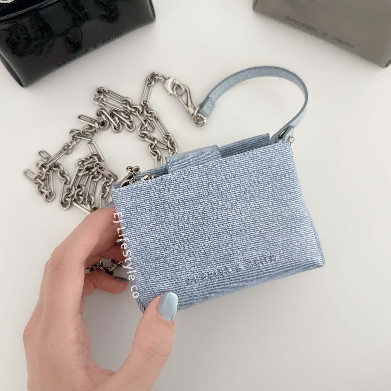 Charles & Keith 小CK Bosie 迷你風琴包 鏡面金屬 手提包 肩背包 鏈條包 / 現貨