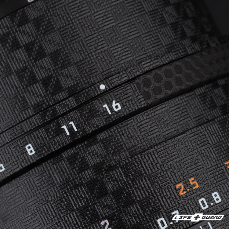 LIFE+GUARD  Leica SUMMILUX-M 50mm F1.4 ASPH II 貼膜展示圖，LIFE+GUARD 鎧甲纖維黑風格設計