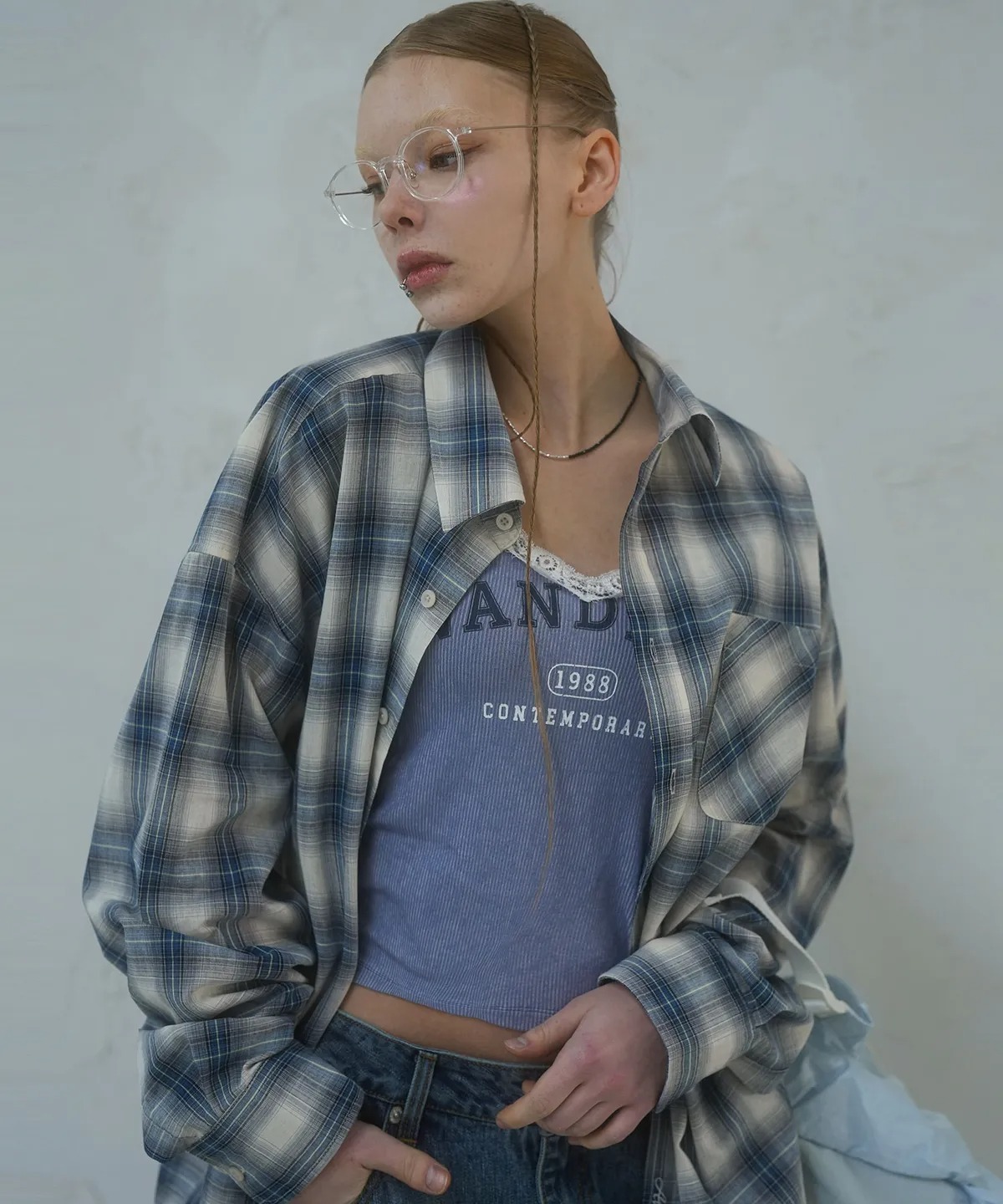 AVANDRESS April Check Shirt