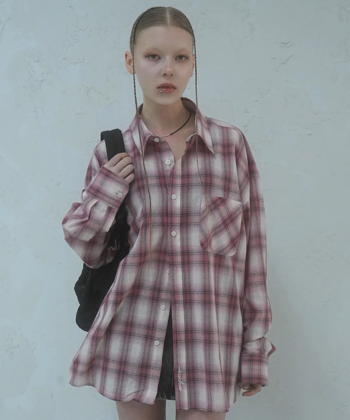 AVANDRESS April Check Shirt
