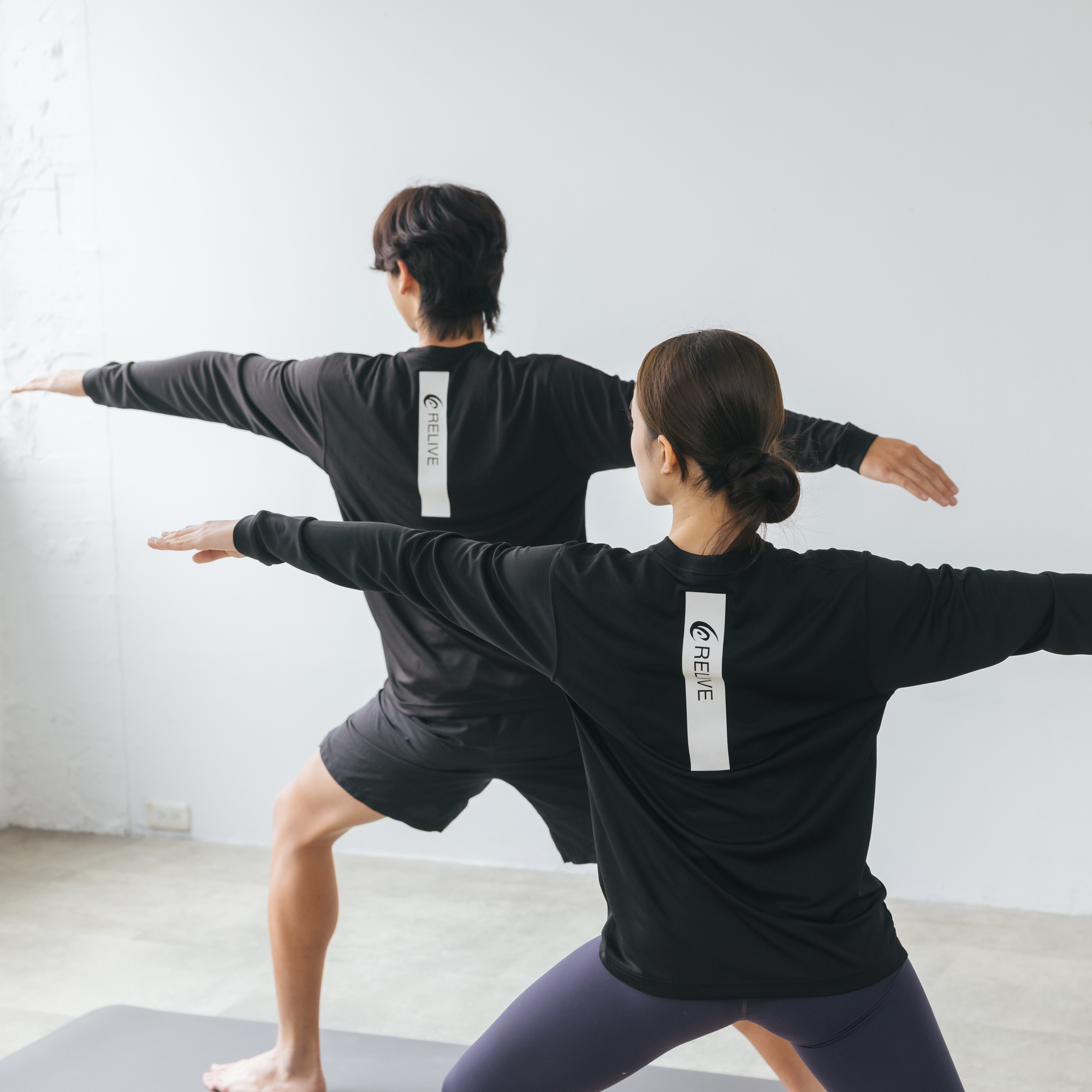 【雙倍磁石】圓領寬版長袖上衣｜男女通用