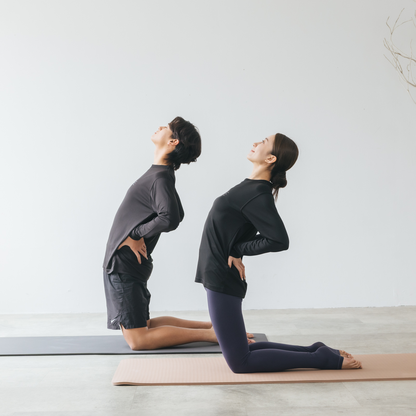 【雙倍磁石】圓領寬版長袖上衣｜男女通用