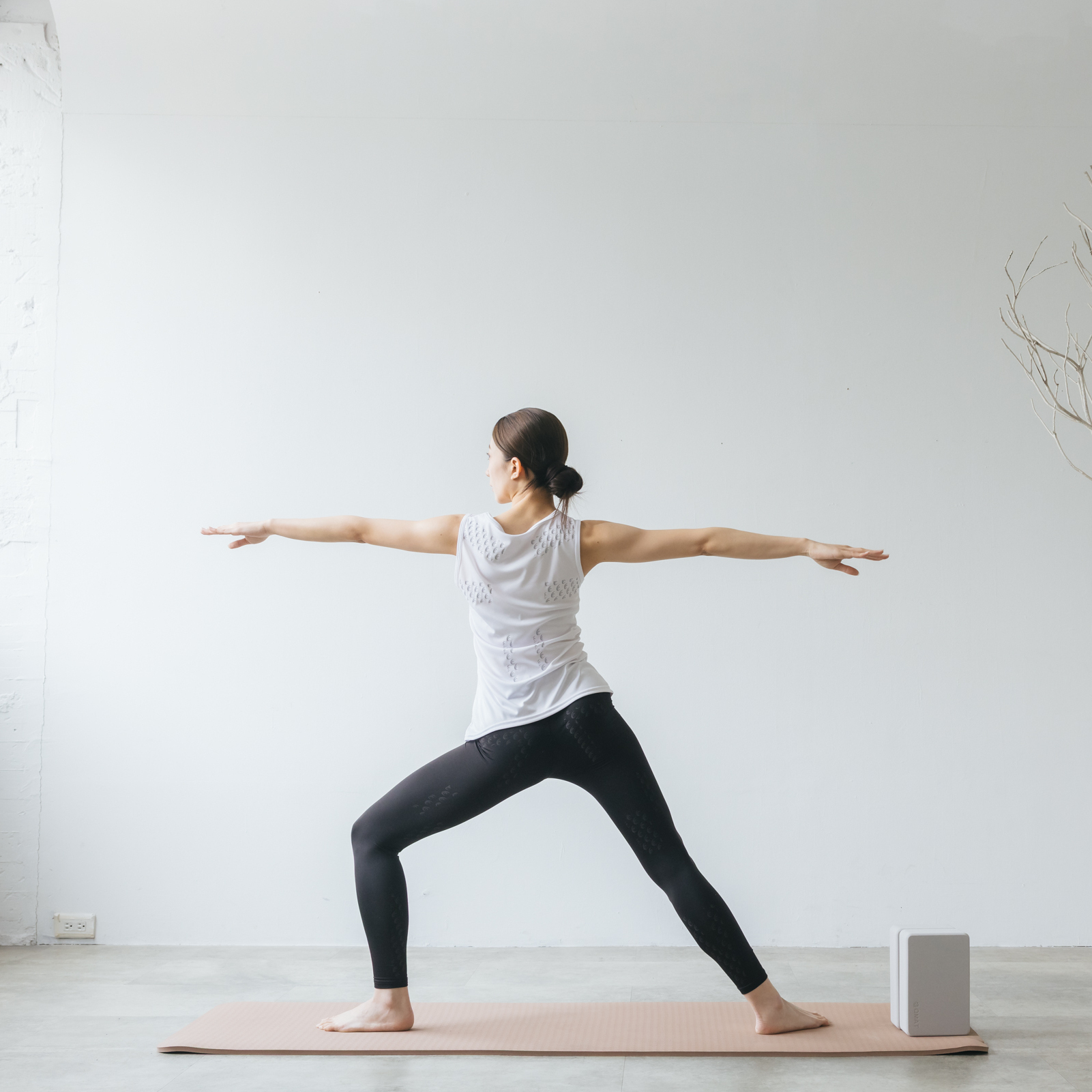 【黑電氣石】高彈性發熱內搭長褲｜女款