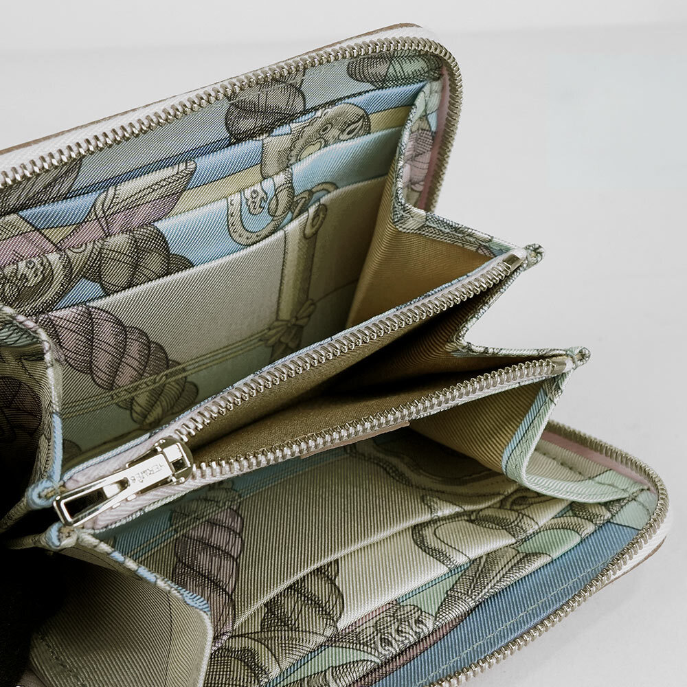 【HERMES】EPSOM皮 絲巾內裡ㄇ型拉鏈短夾(夢幻紫/天堂藍) H069646CKAV