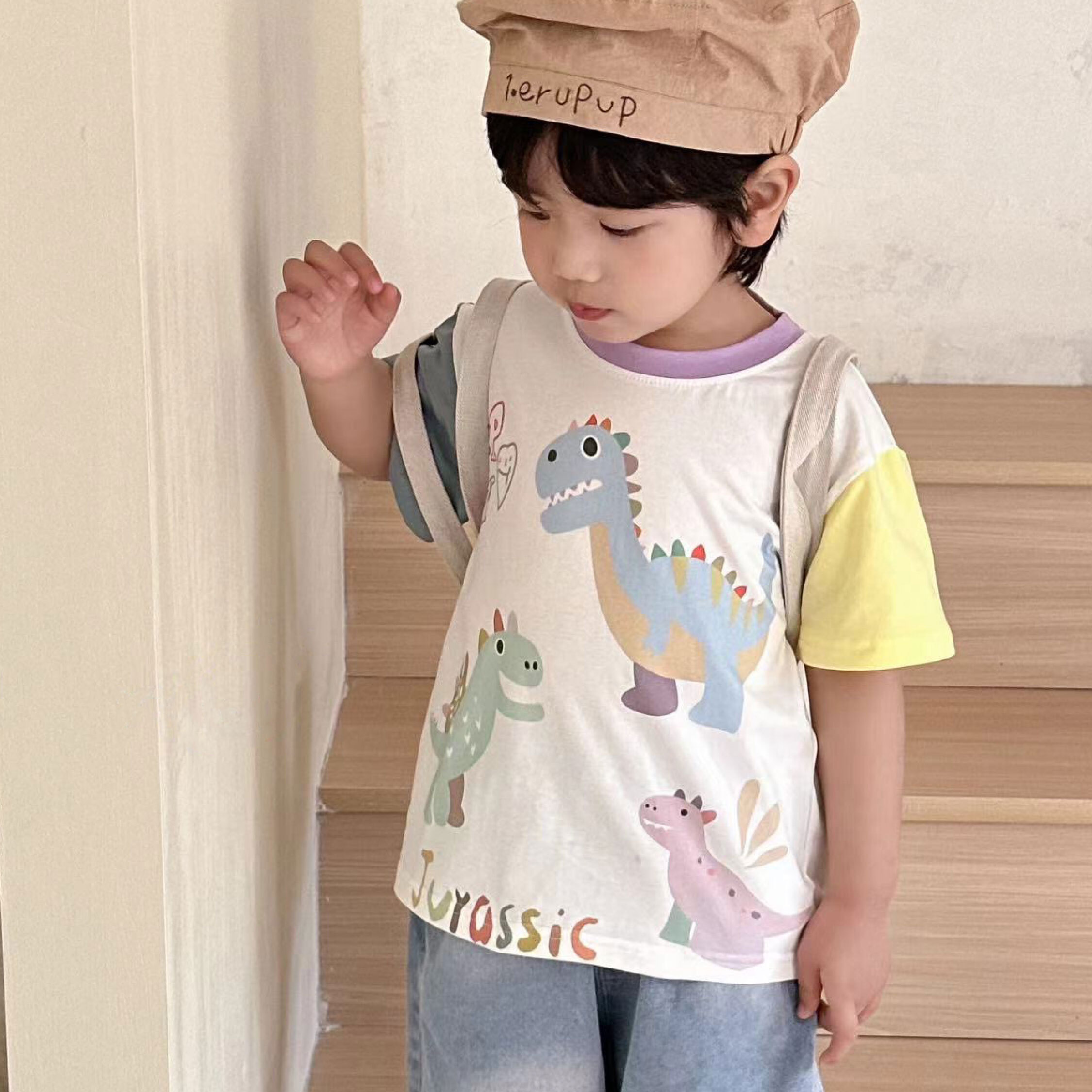 【H50293】童趣卡通恐龍雙色拼接袖上衣/短T