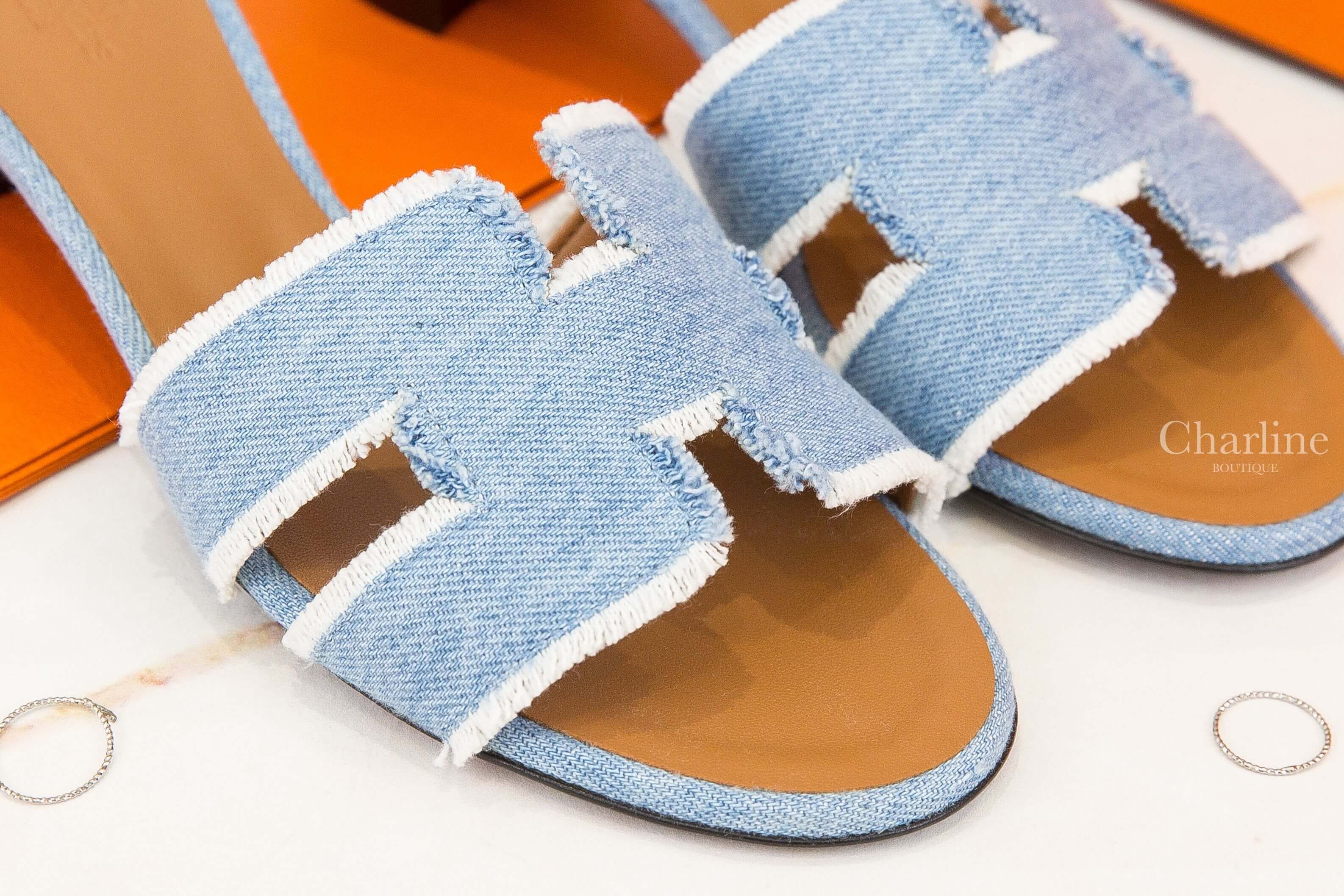 Hermès Oasis Sandal 淺藍色抽鬚單寧牛仔H木頭低跟拖鞋