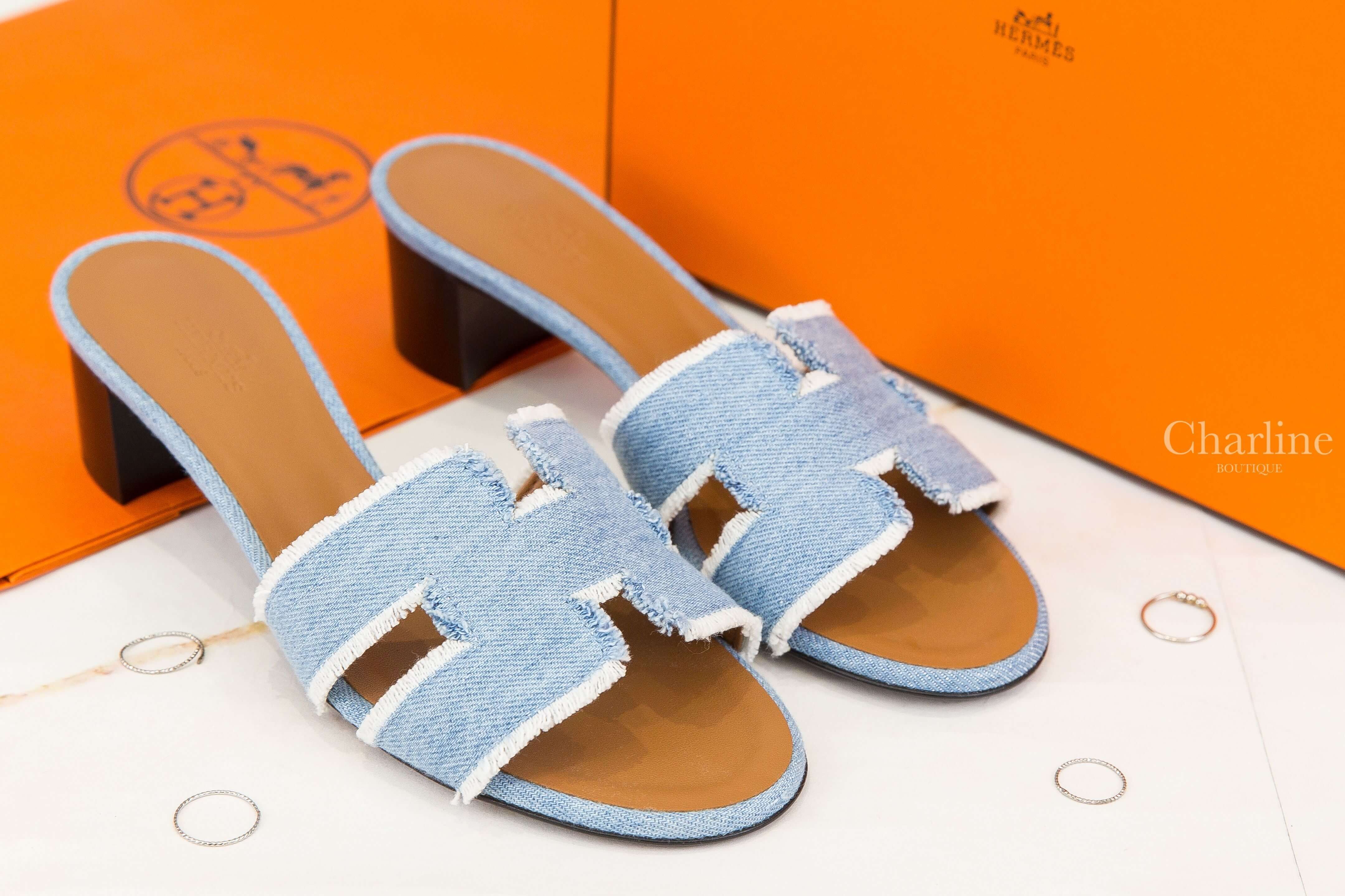 Hermès Oasis Sandal 淺藍色抽鬚單寧牛仔H木頭低跟拖鞋