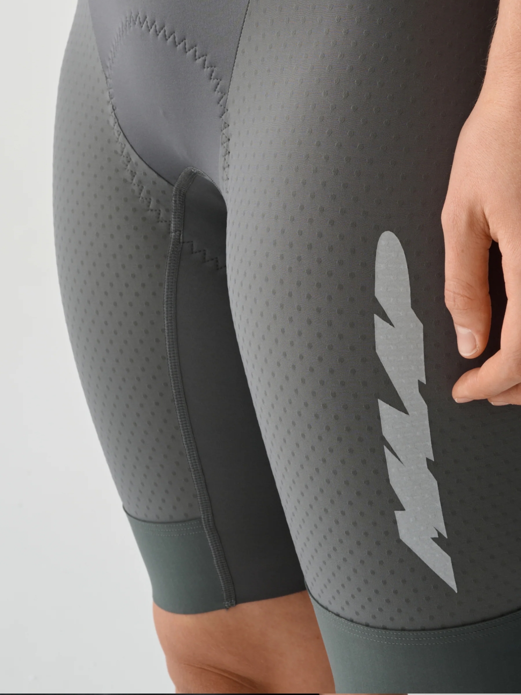 【MAAP】W's Eclipse Pro Bib 2.0 女吊帶短車褲 / Dark Shadow