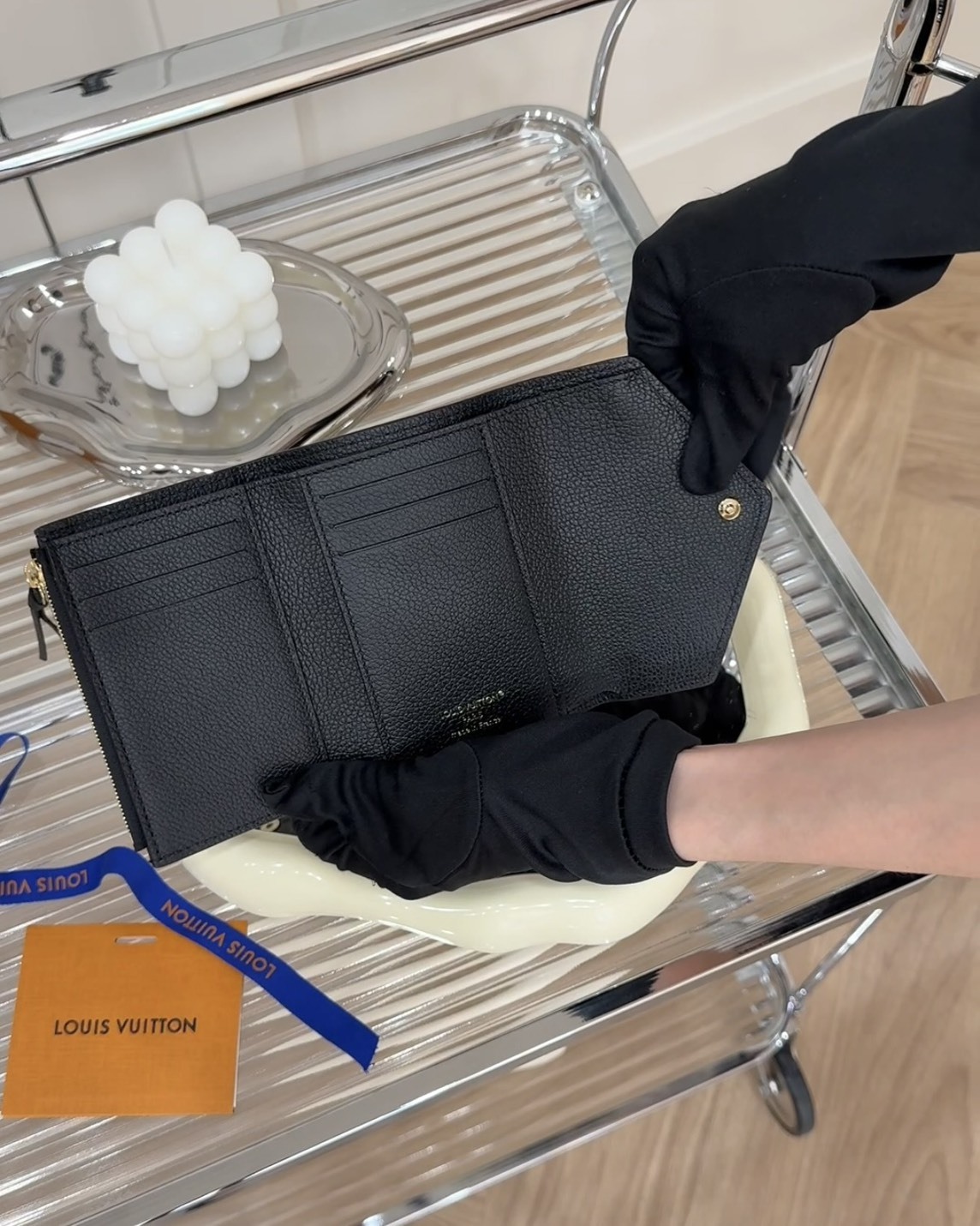 LV｜VICTORINE 三折短夾 黑色壓紋老花  M64060