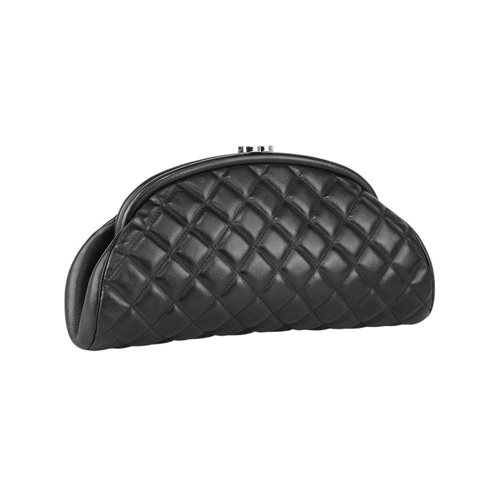 【CHANEL 】銀釦菱格紋小牛皮手拿包(黑色) 14317082