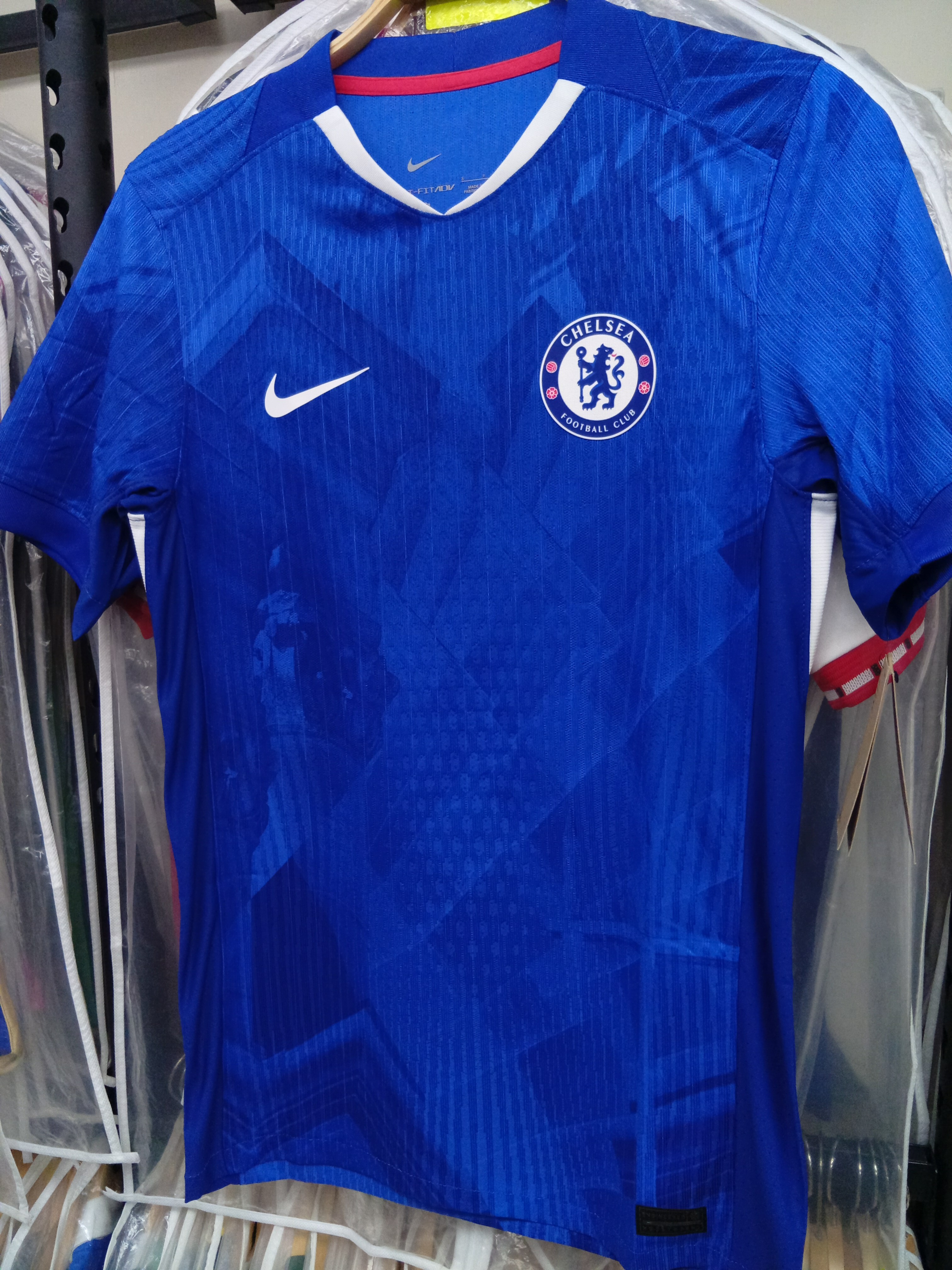 25-26車路士主場球員版球衣