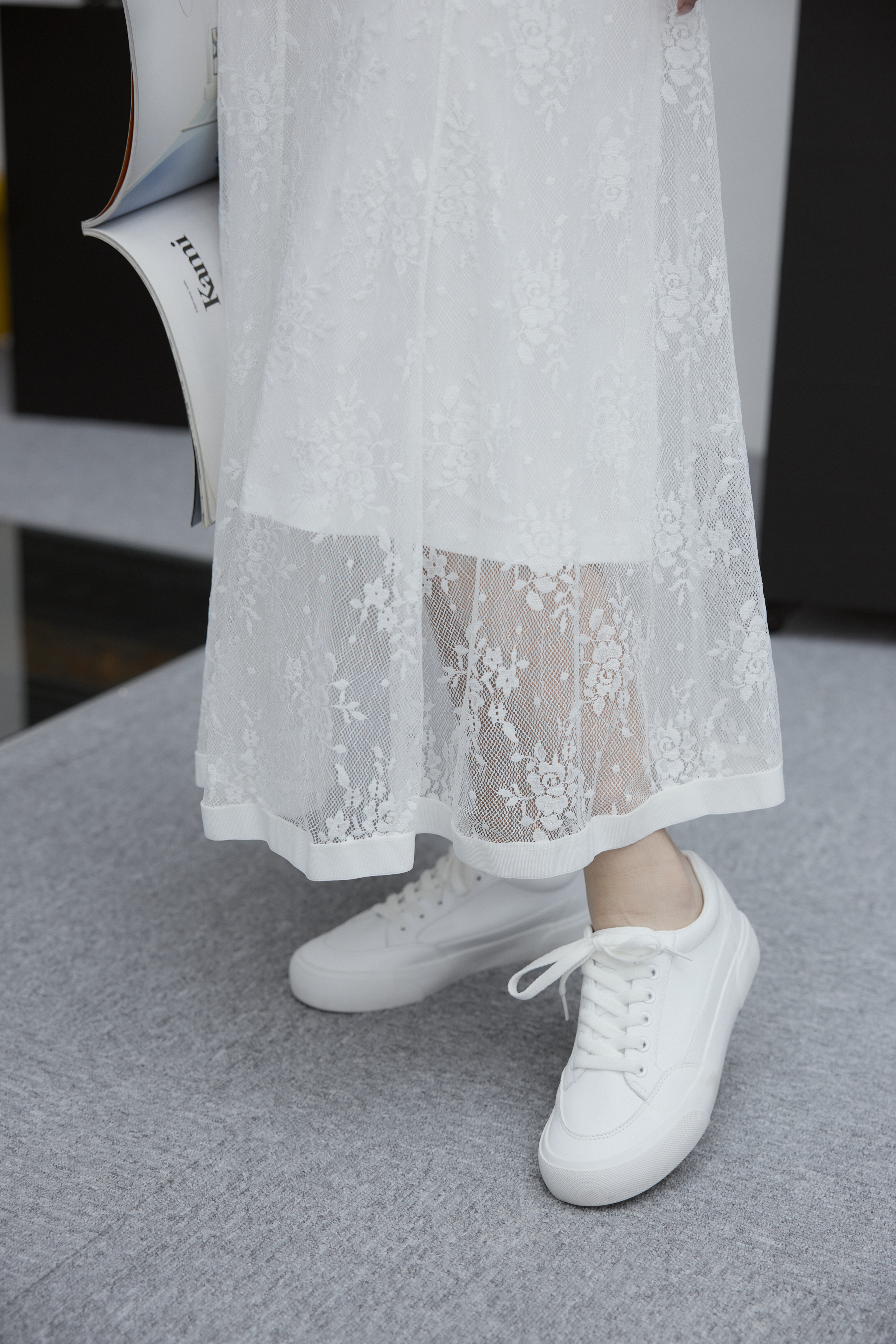 雪花白霧蕾絲洋裝