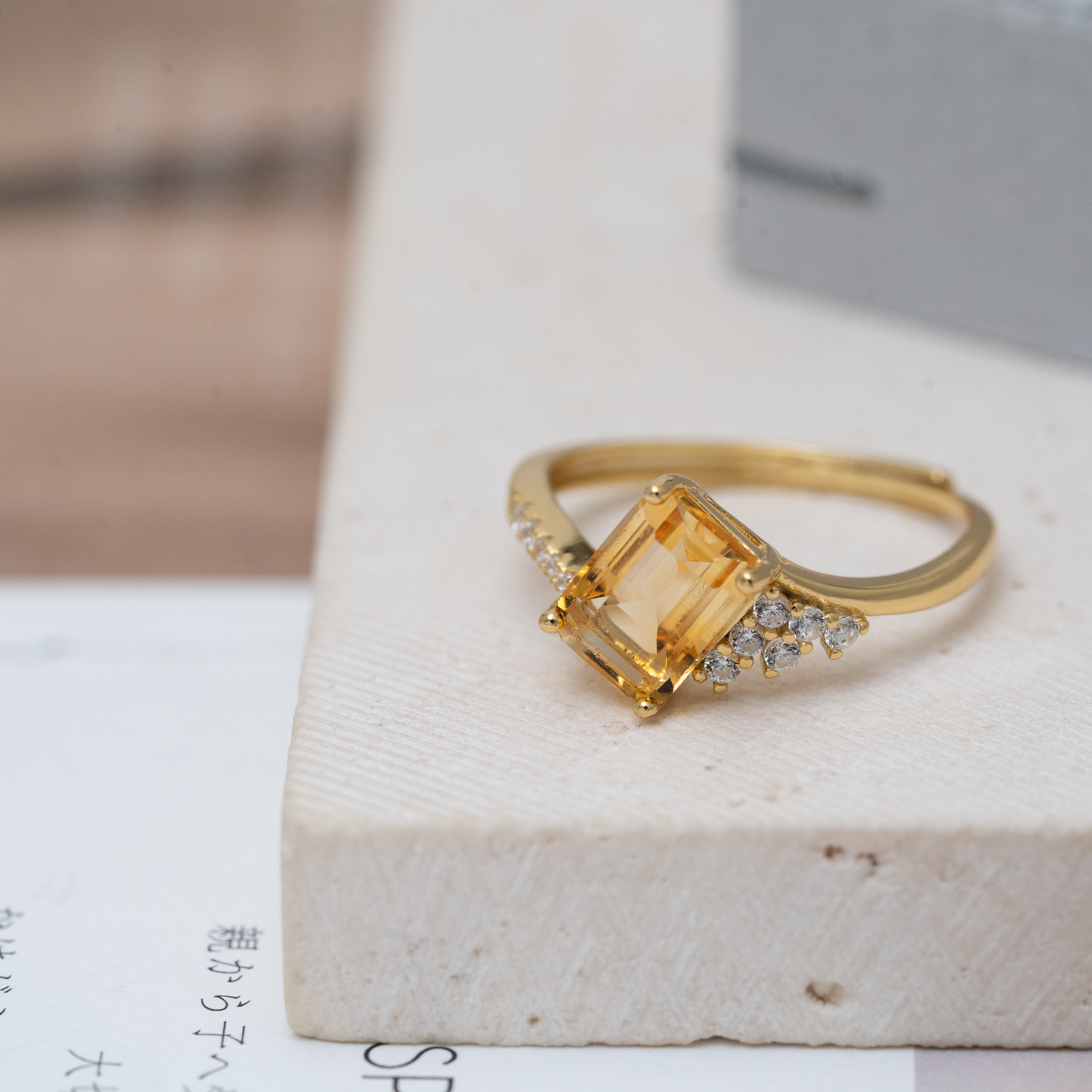 Svr34 (Citrine 黃水晶）