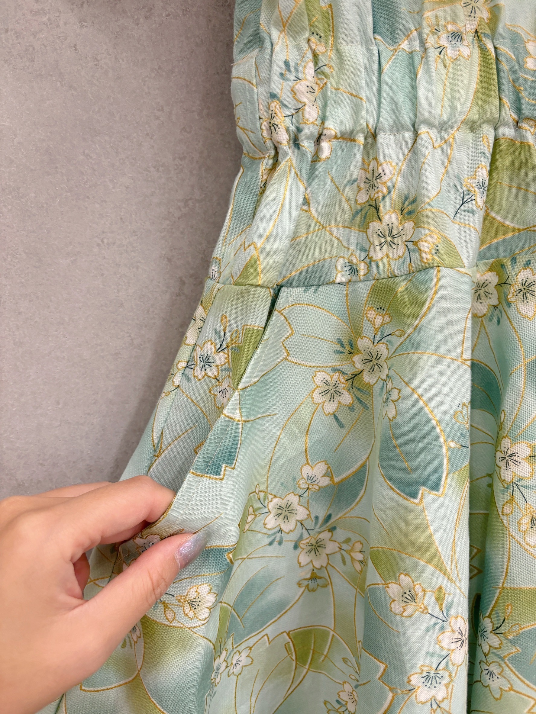 綠燙金櫻花 媽咪復古喇叭短袖短洋裝