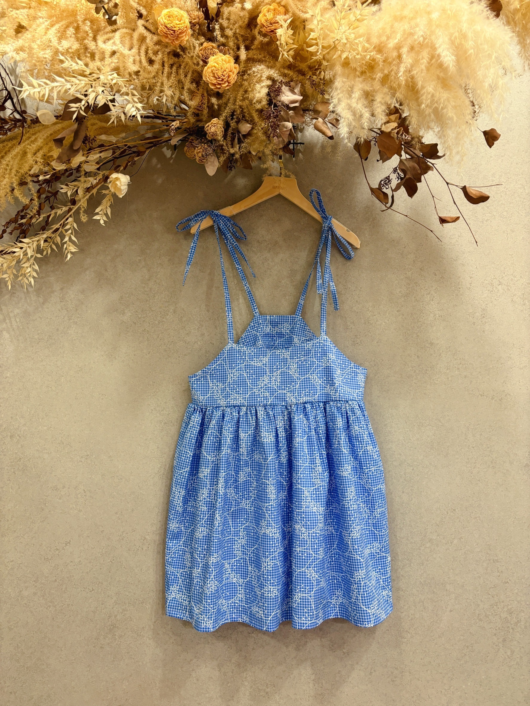 藍格草莓 媽咪吊帶短洋裝