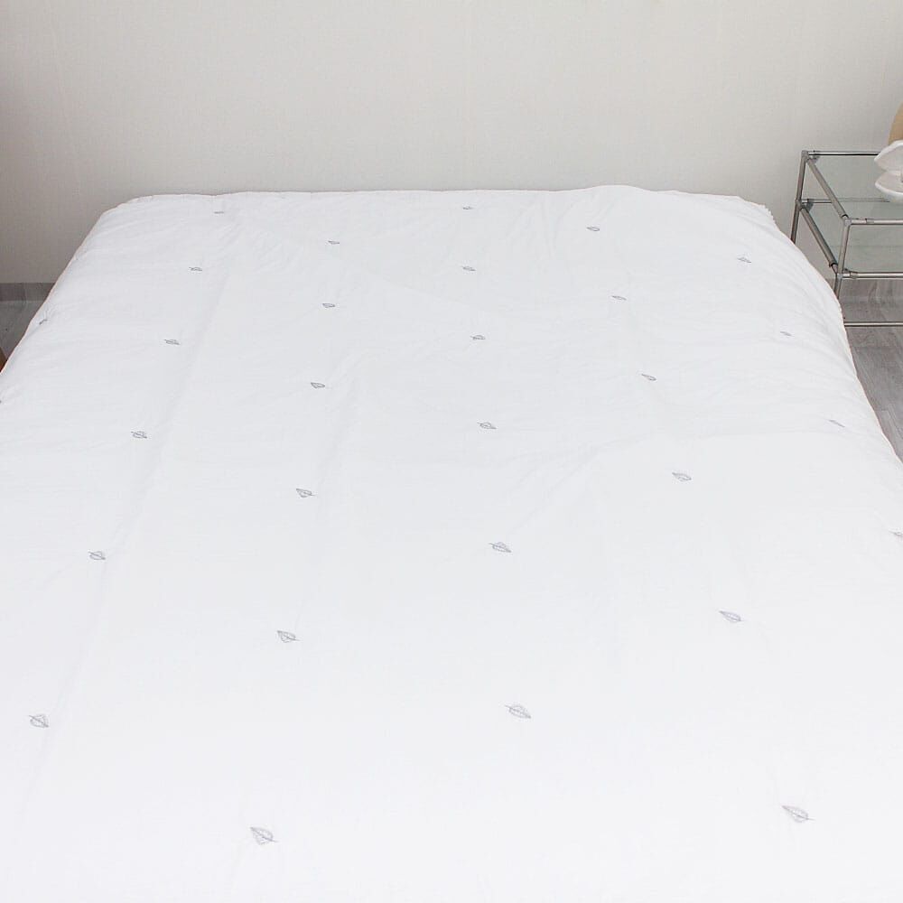 KQ4301 紛紛落葉 (microfiber 極細纖維 100%) *春夏薄款被*