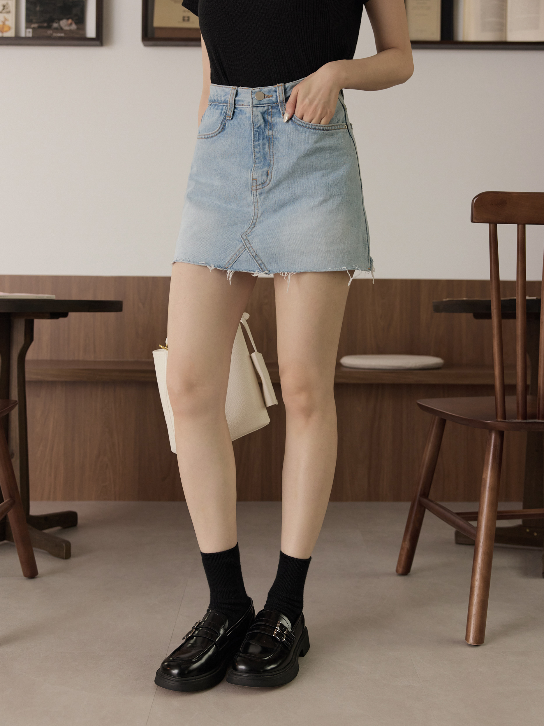 高腰丹寧抽鬚A字短裙