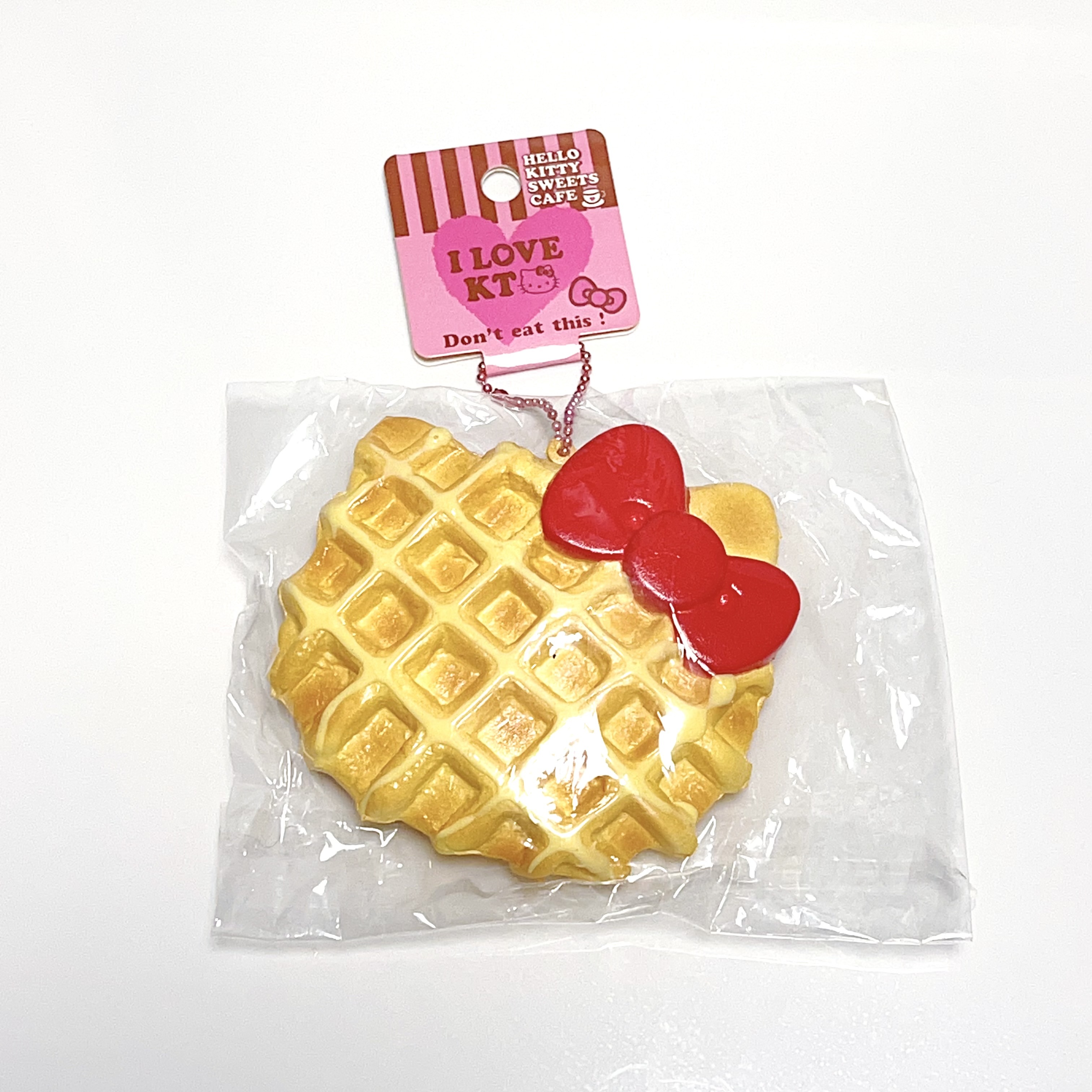 2010 Hello Kitty Sweet Cafe waffle squishy