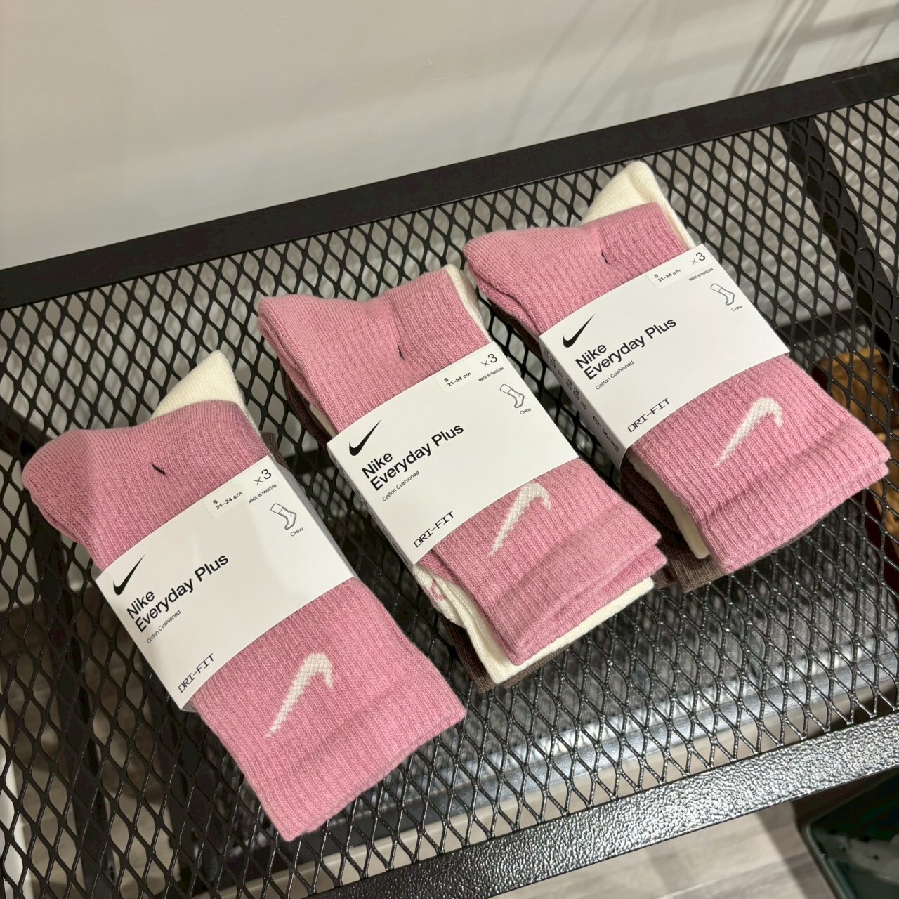 Nike Everyday Plus logo socks 三入組長襪  SX6888-936