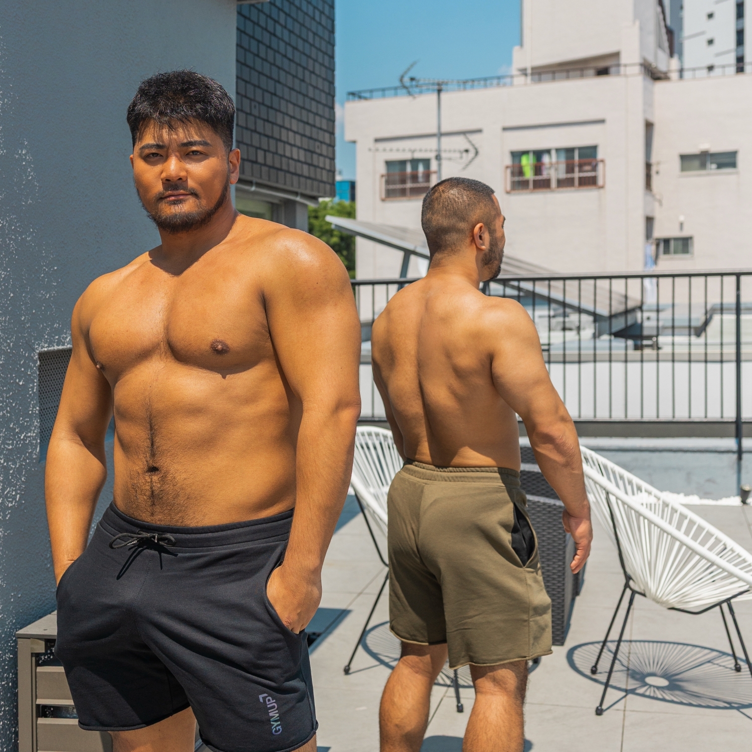 2025 全新配色 - GYMUP 純棉不修邊短褲 01 純黑