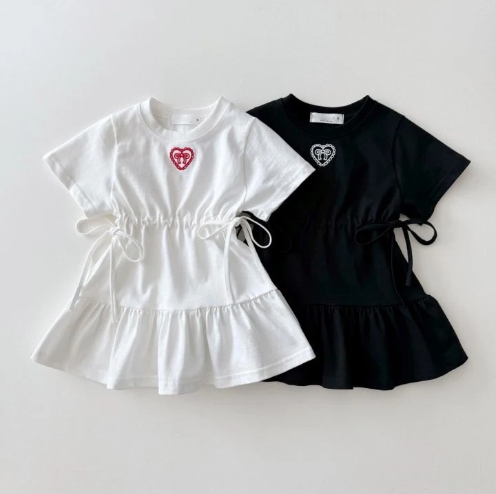 心心蝴蝶結型格連身裙