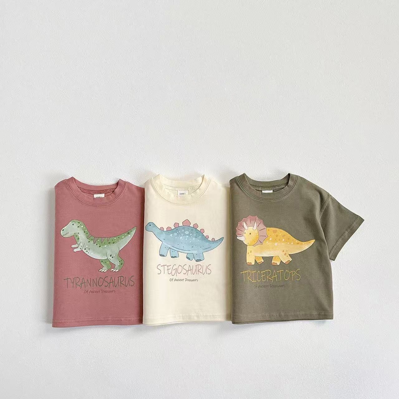 可愛恐龍印花短袖上衣