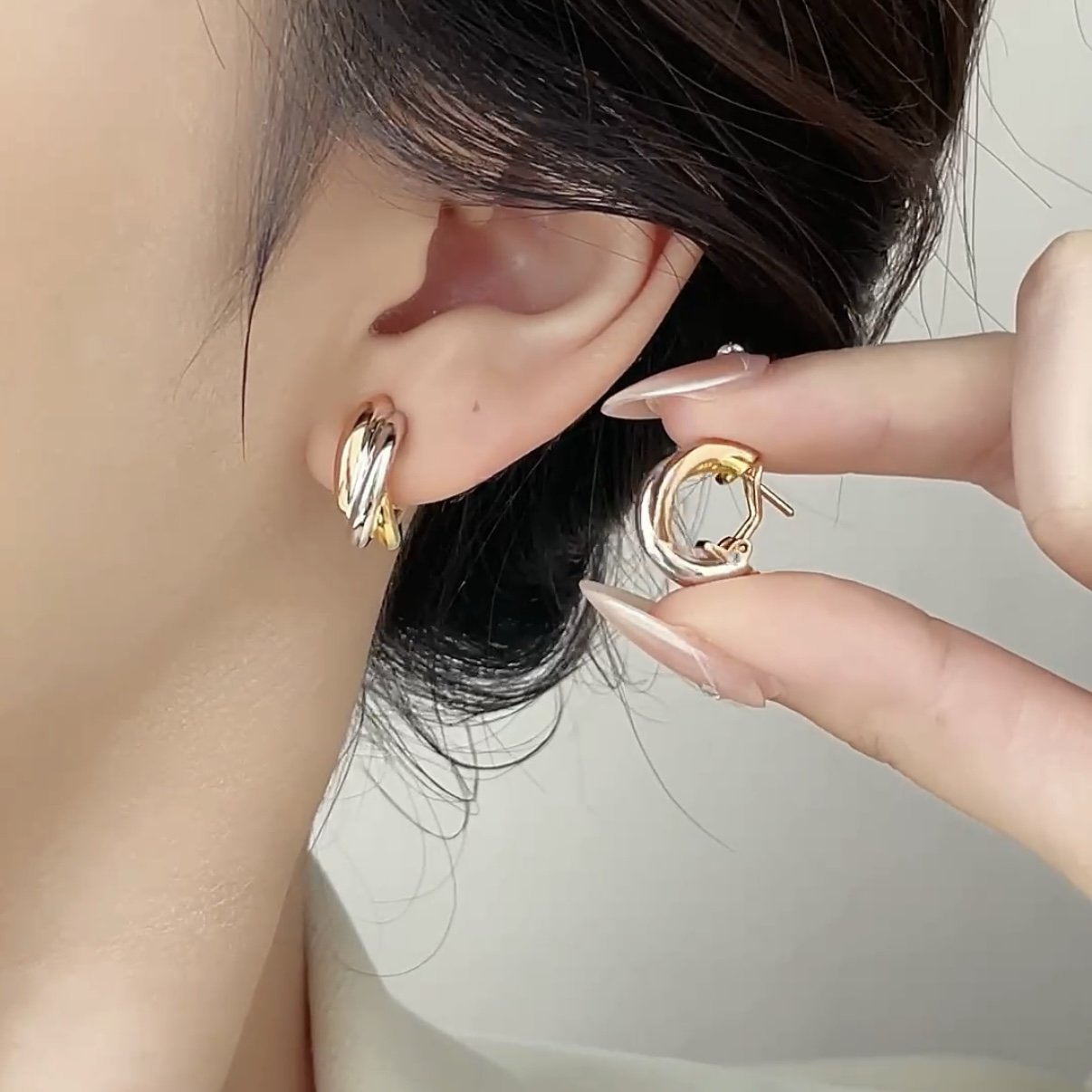 18k ct’Trinity三色環相扣”定製耳釦釘圈