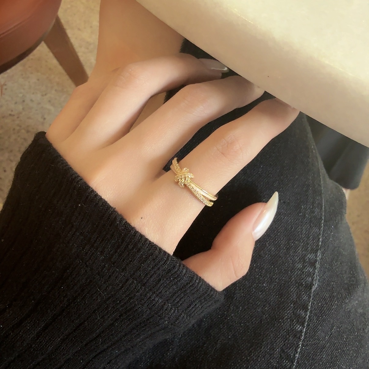 gold 低奢經典x”交織白貝金鑽開口戒