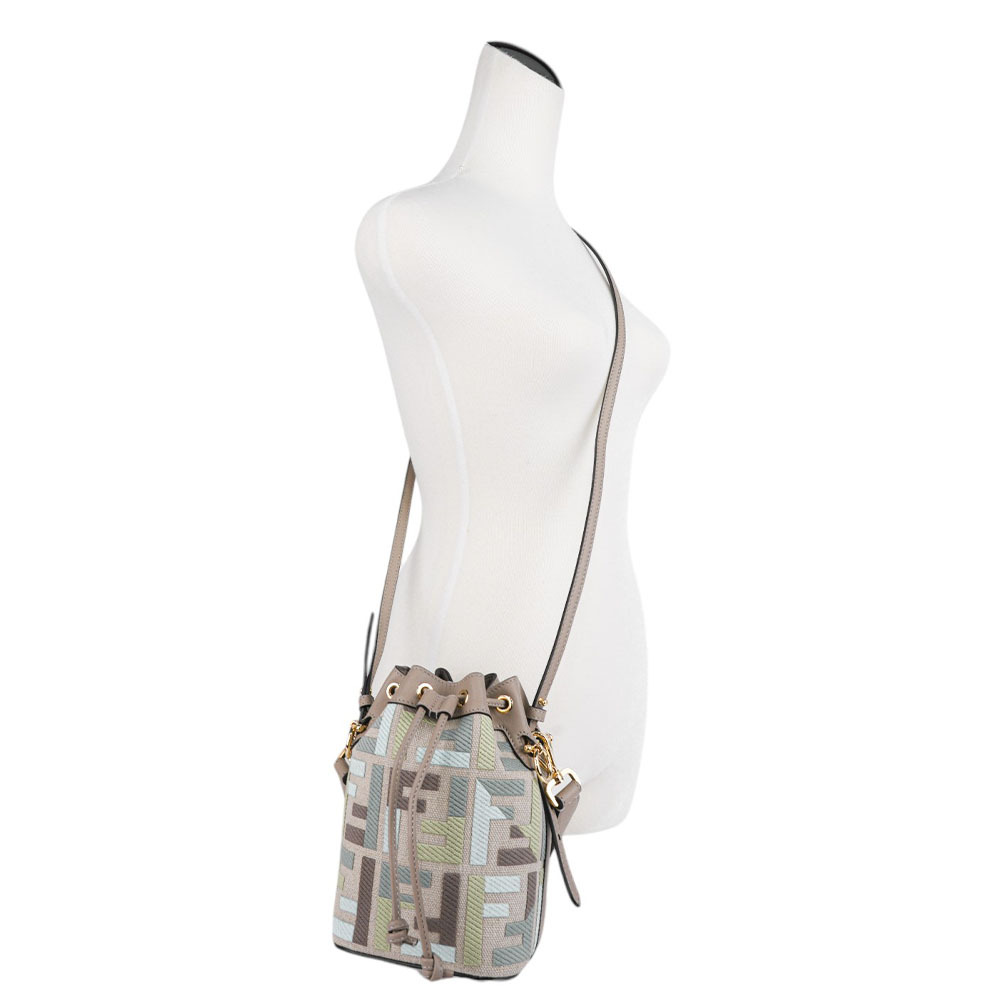 【FENDI】MON TRESOR 刺繡帆布及皮革二用迷你水桶包(抹茶綠/鴿灰色)8BS093 AUPI F1SKI