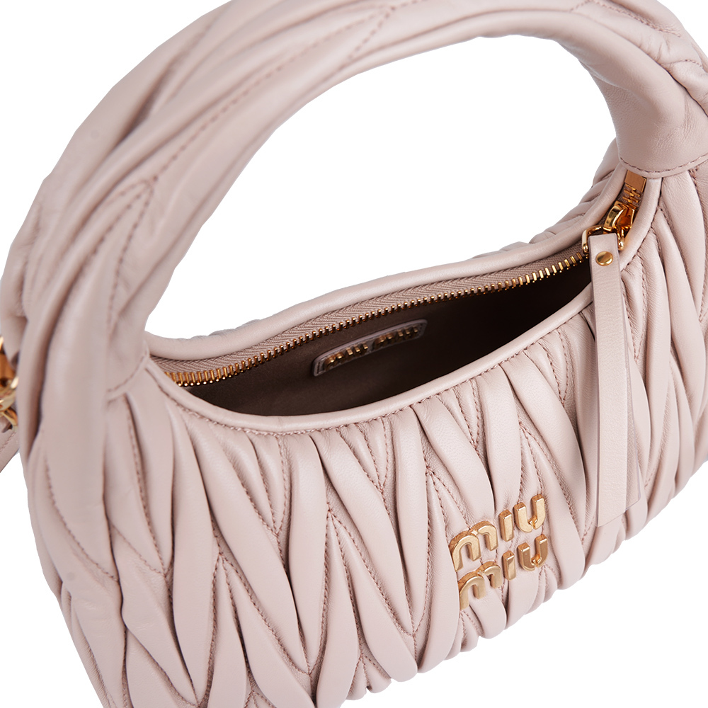 【MIU MIU】Wander Hobo 抓皺納帕皮革半月包/二用包(粉紅色) 5BC125_AN88_F0236