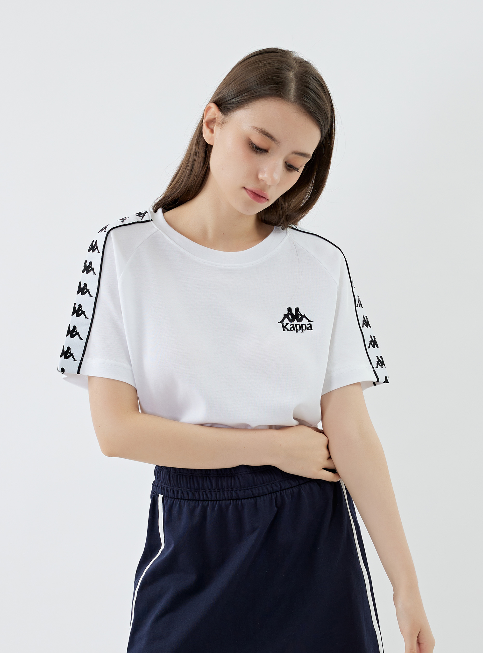 男女適穿 BANDA串標圓領T-Shirt