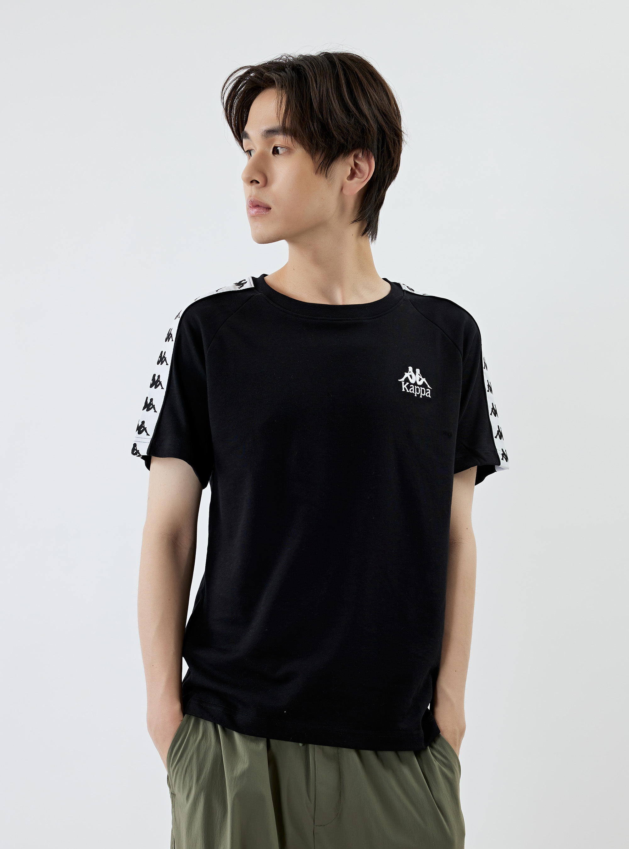 男女適穿 BANDA串標圓領T-Shirt