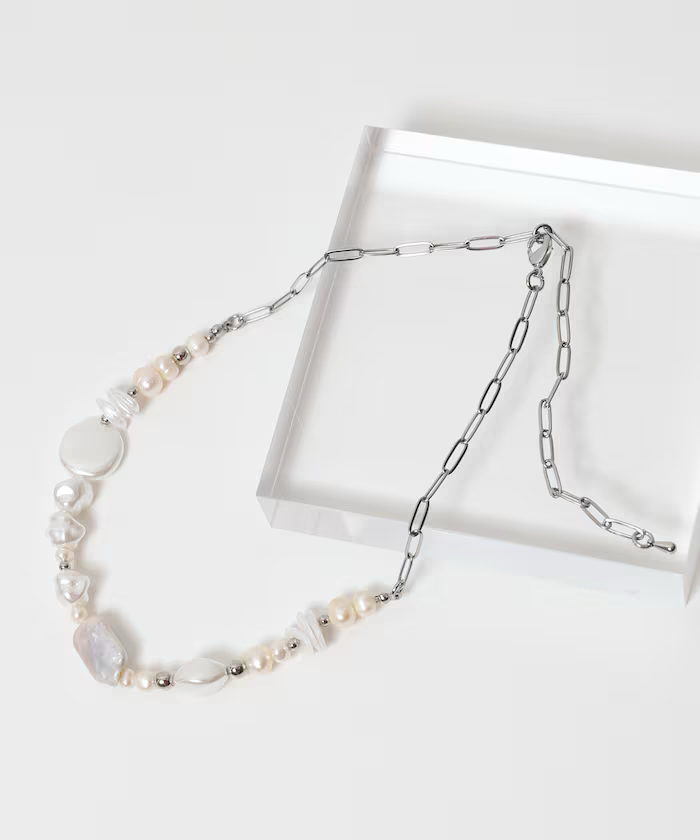 Firsthand / Random Pearl Chain Necklace
