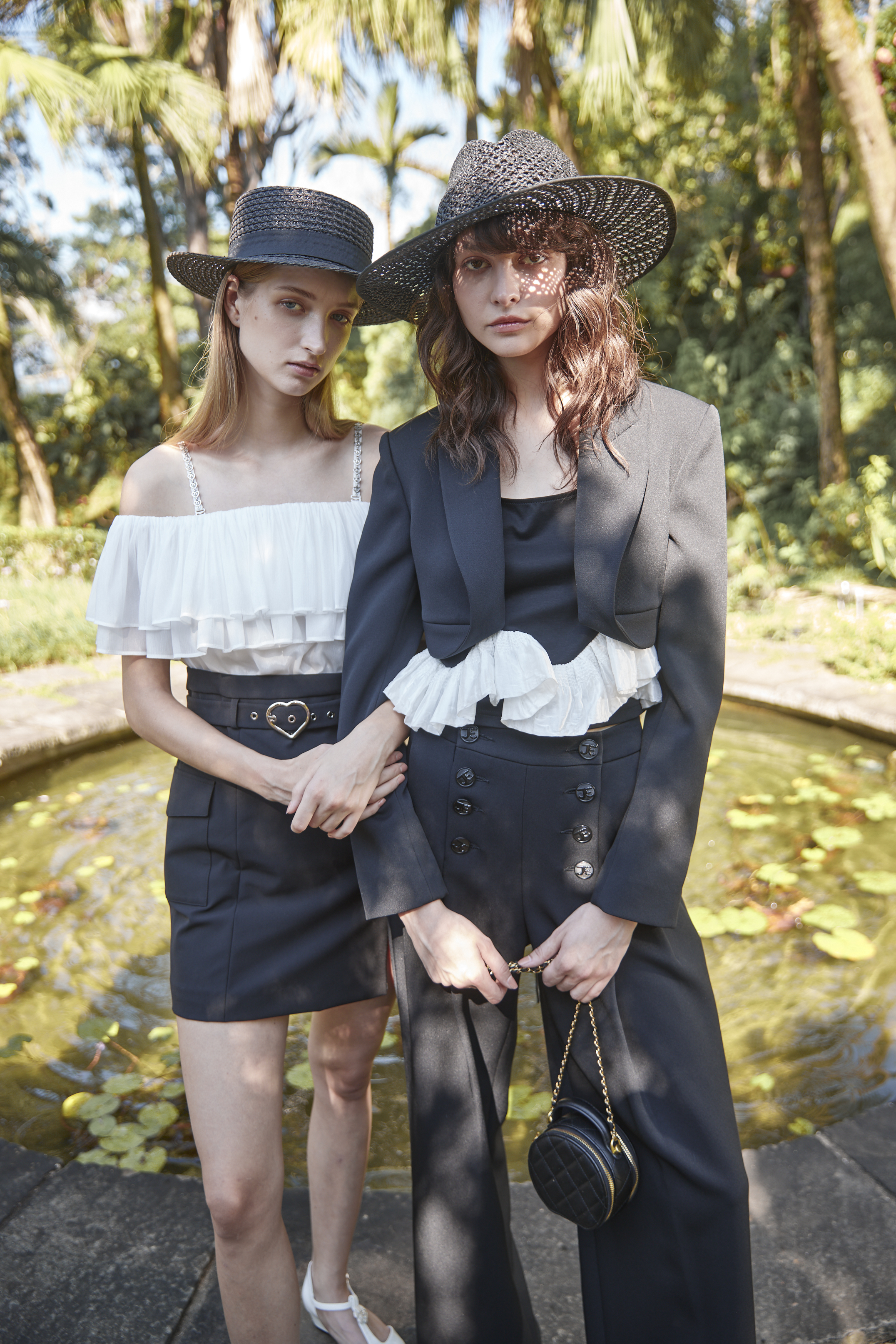 BE10077E1 現代哥特吊帶包裙 (附腰帶/肩帶)