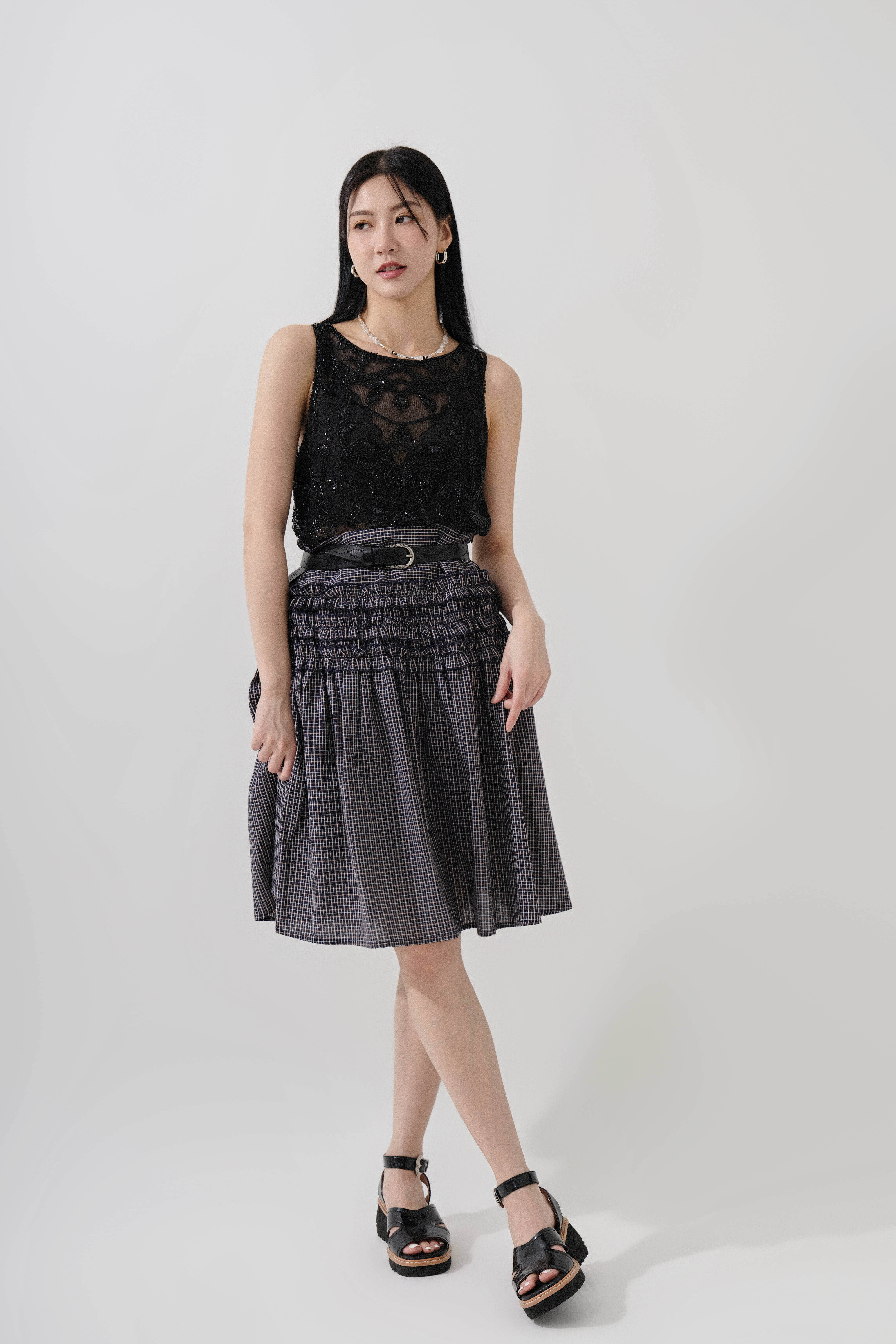 古典花釘珠網紗背心 (現貨款式）