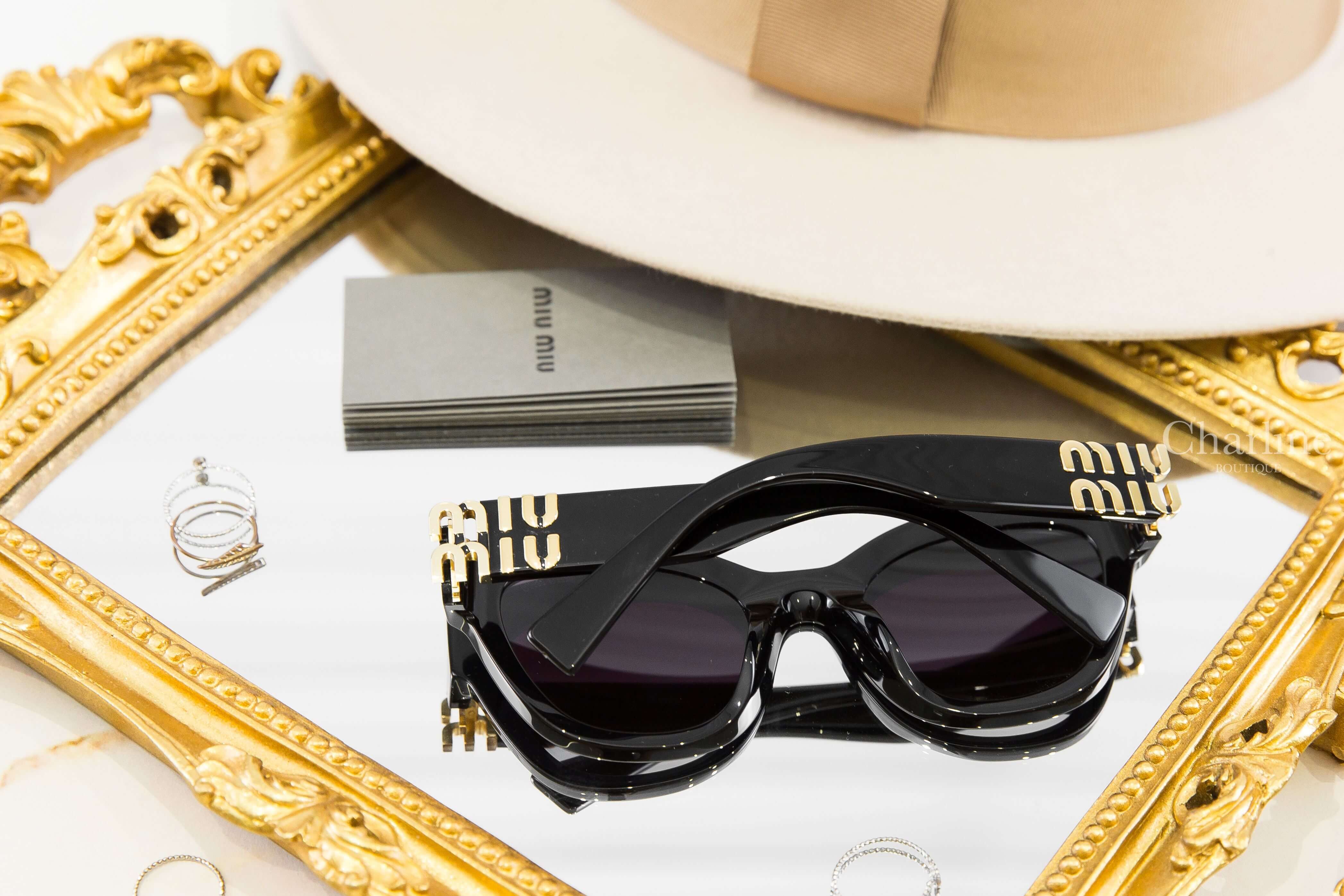 Miu Miu Sunglasses 黑色圓框漸層黑色鏡片側邊金色字母太陽眼鏡-Charline Boutique 精品代購