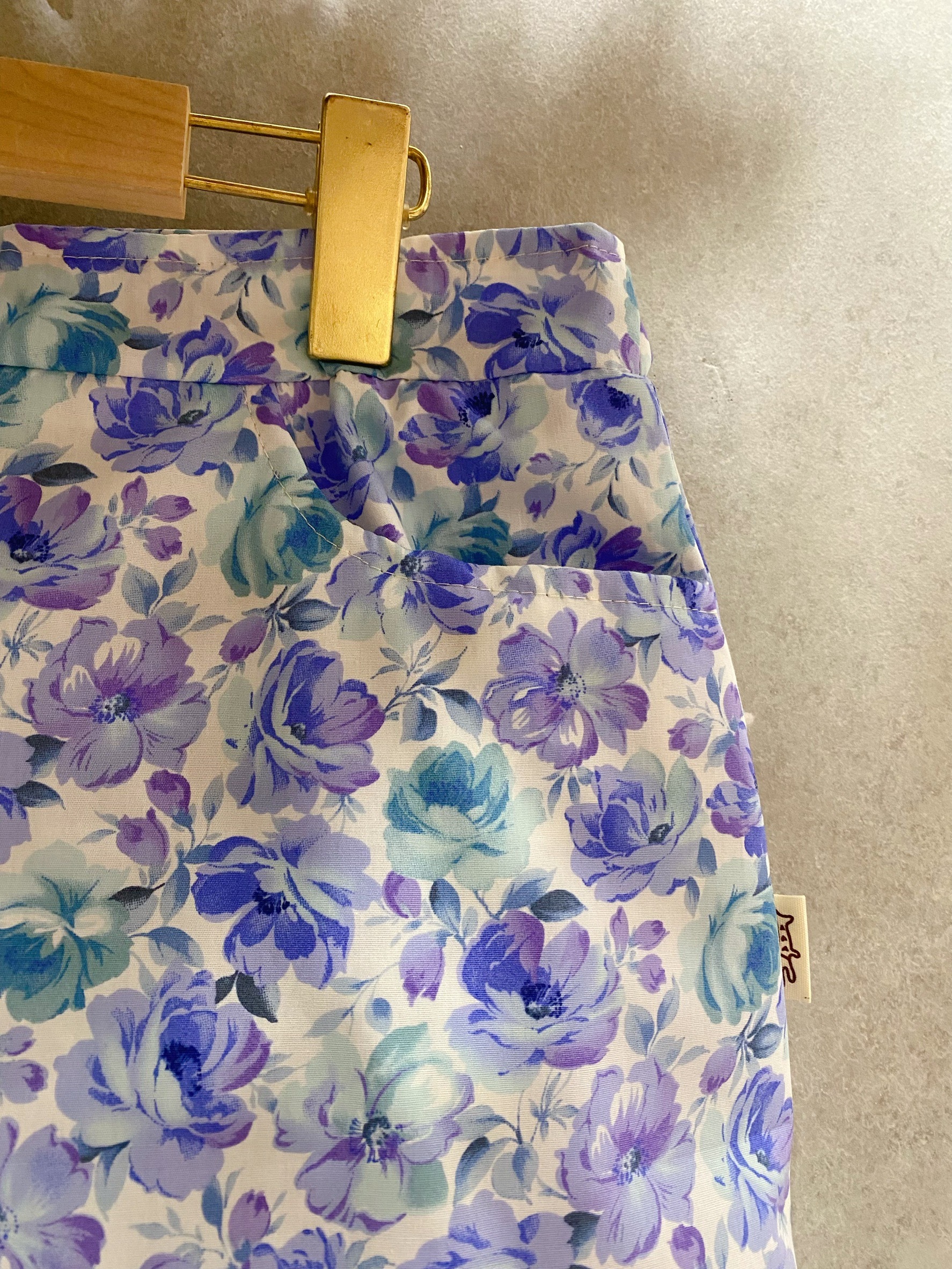 紫花卉 媽咪大荷葉連褲短裙(L)