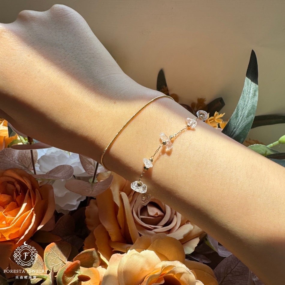 曦光層疊 晨光裡的糖霜水晶 不規則水晶天然石 白水晶 雙層鈦鋼手鏈