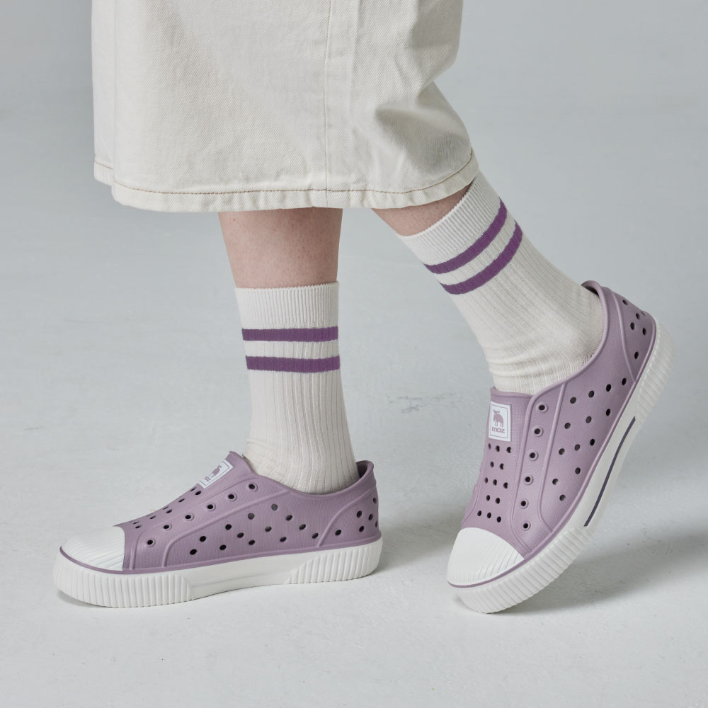 【小尺碼】moz瑞典 駝鹿 雙色洞洞餅乾水鞋 (奶蓋芋圓牛奶)全球首創 舒適厚底 防潑水-附鞋扣