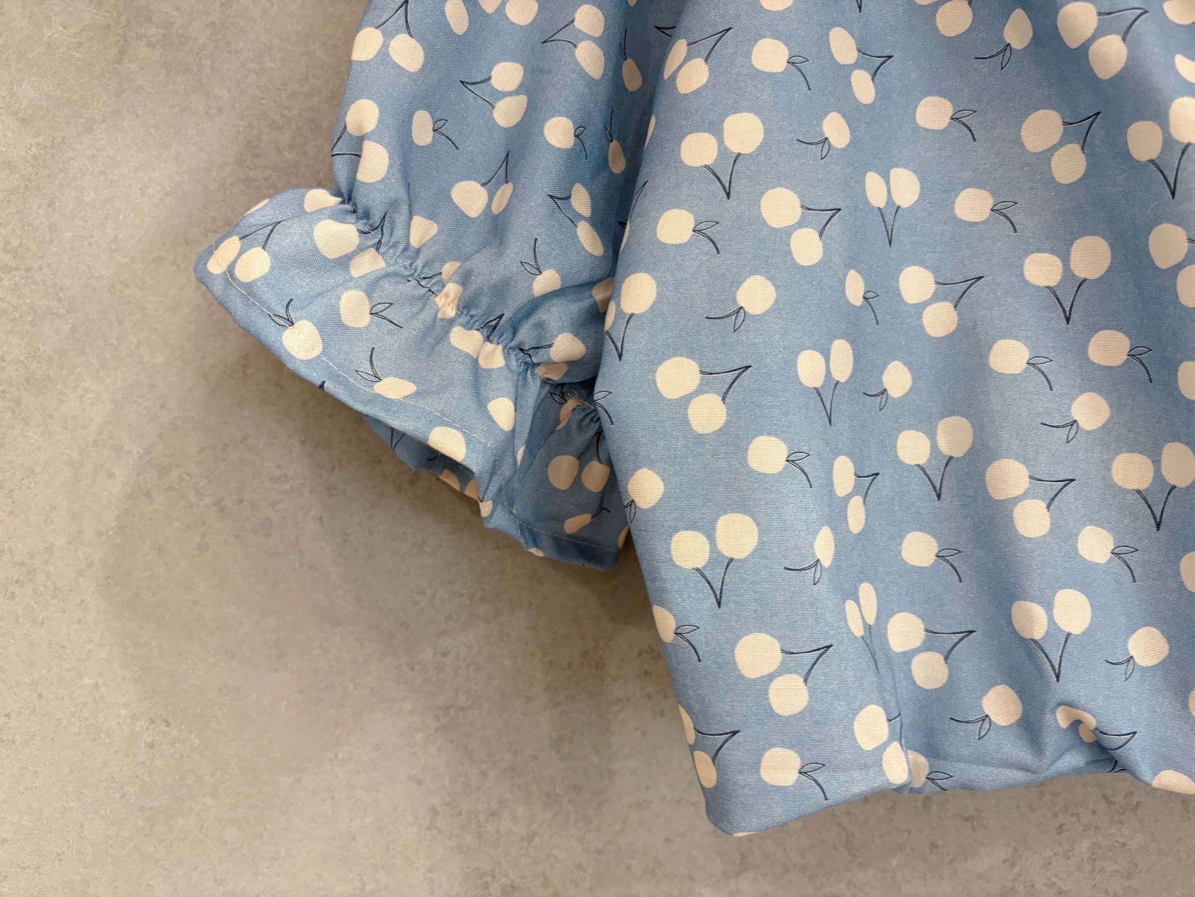 藍櫻桃 媽咪茉莉上衣