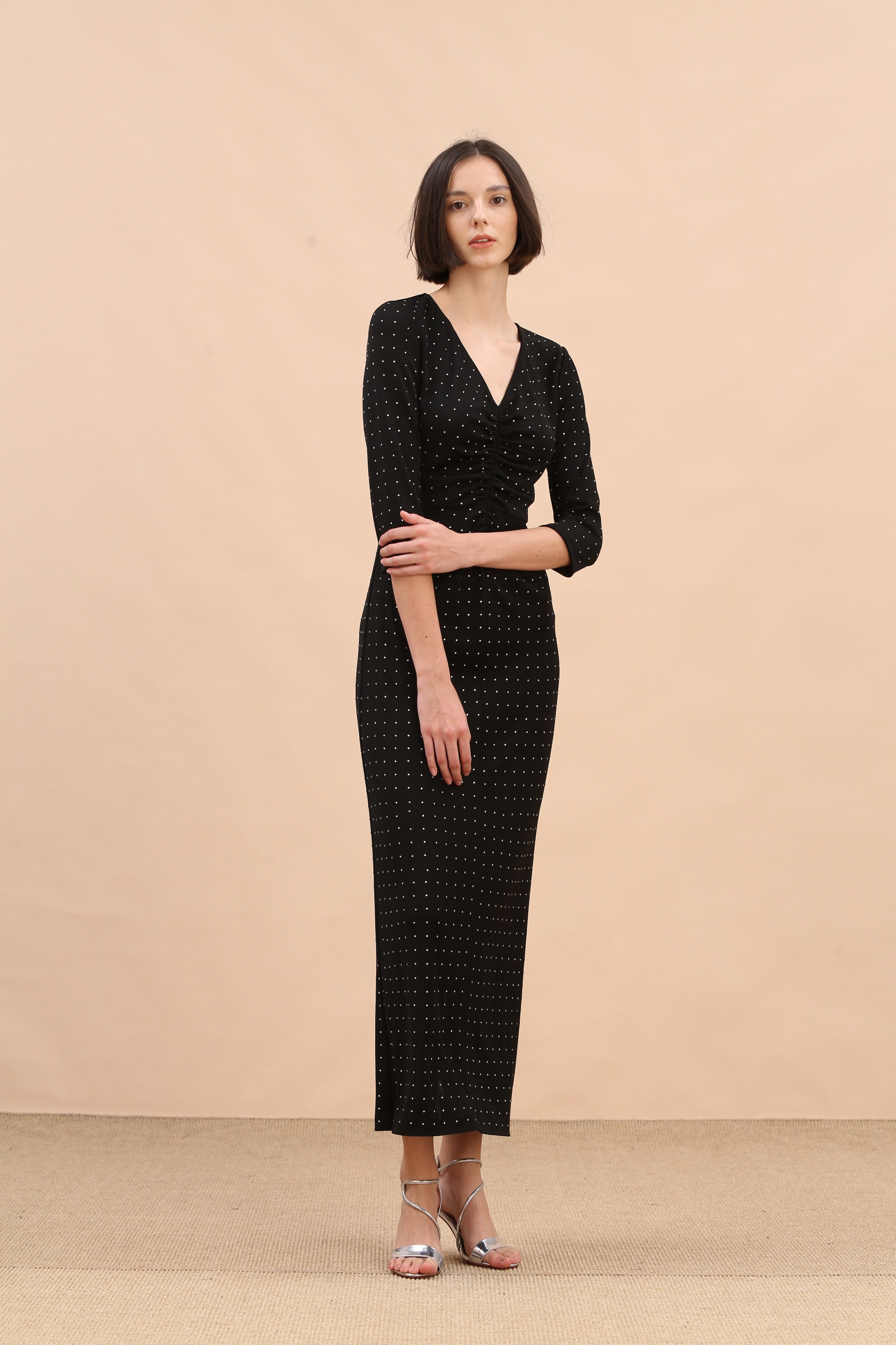 BE10111E1 抓皺鑽鑽合身長洋